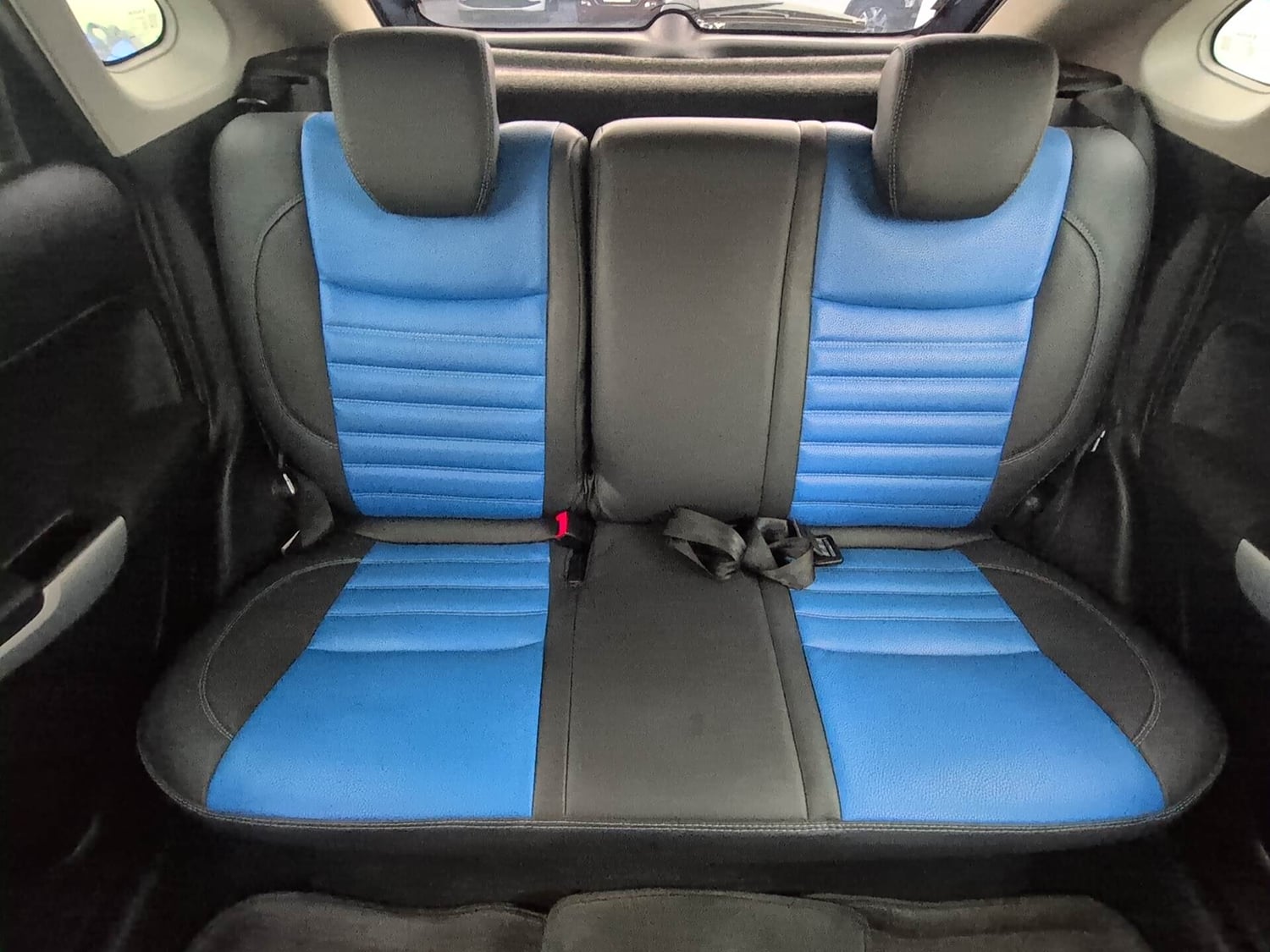 Used 2016 Maruti Suzuki Baleno Zeta 1.2 Petrol Manual interior REAR SEAT CONDITION VIEW