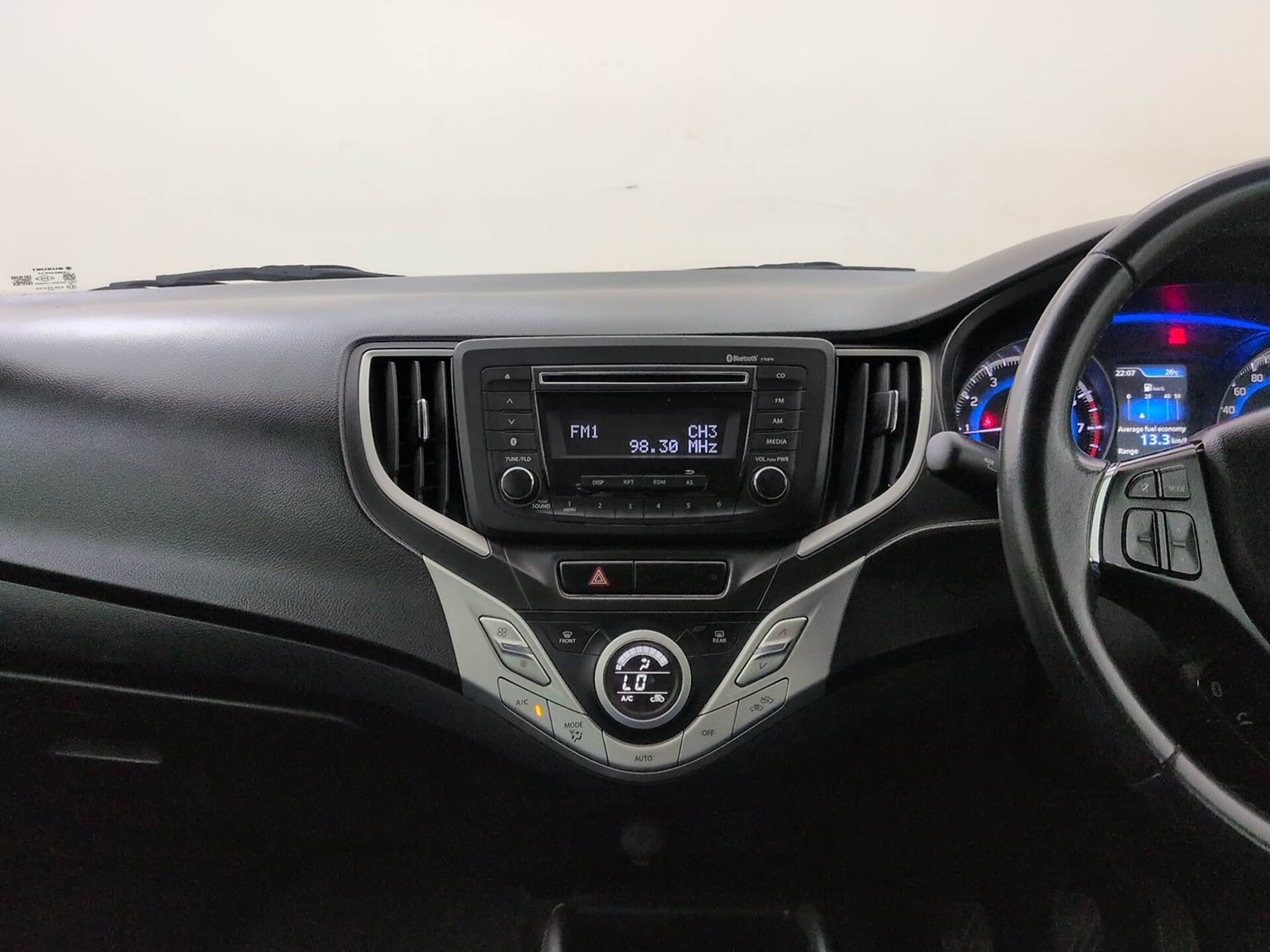 Used 2016 Maruti Suzuki Baleno Zeta 1.2 Petrol Manual interior MUSIC SYSTEM & AC CONTROL VIEW