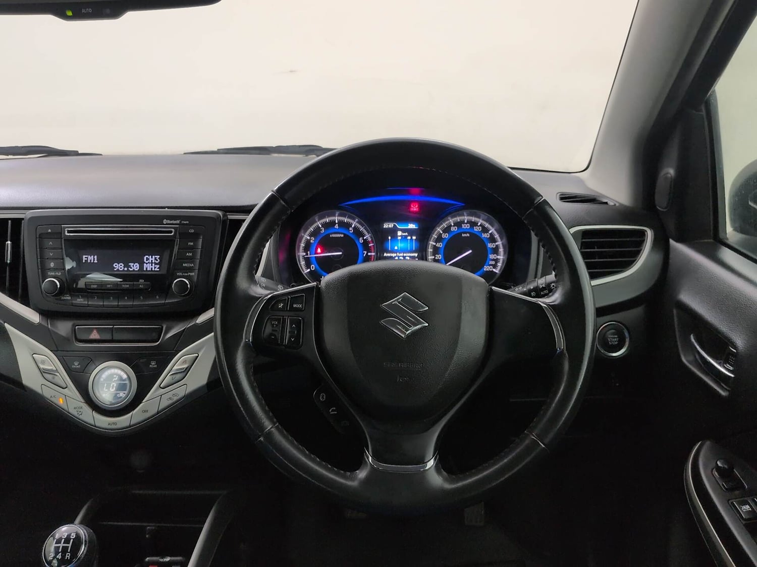 Used 2016 Maruti Suzuki Baleno Zeta 1.2 Petrol Manual interior STEERING VIEW