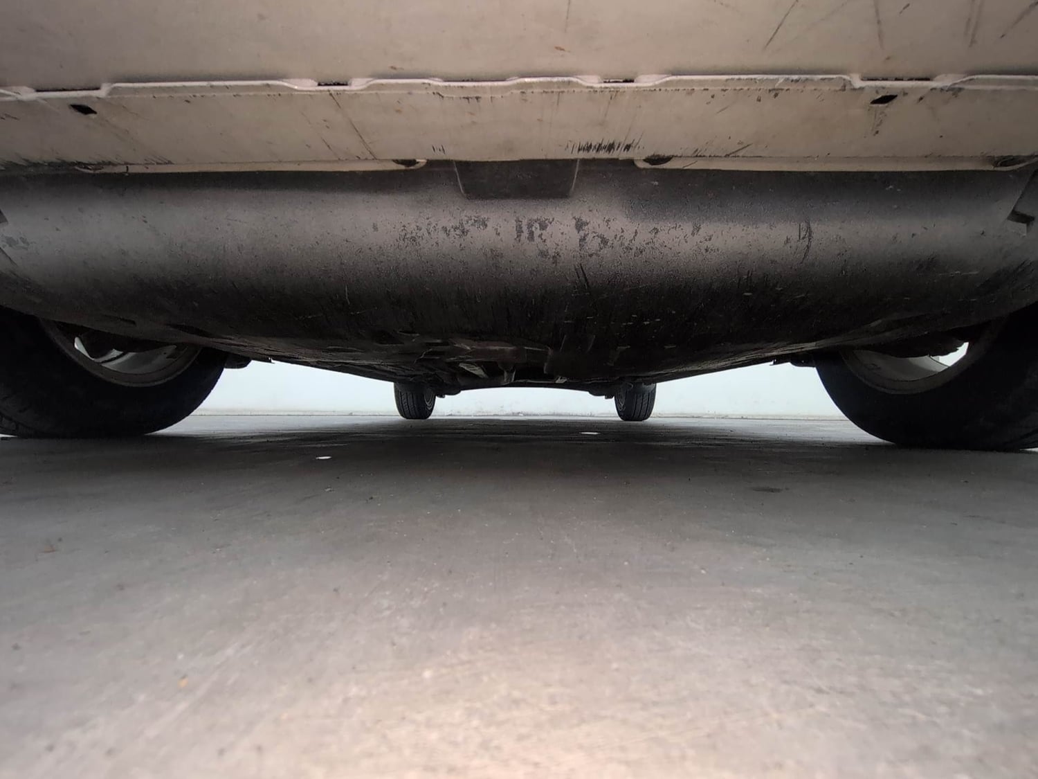 Used 2019 Honda Amaze 1.5 V CVT Diesel Diesel Automatic extra FRONT LEFT UNDERBODY VIEW