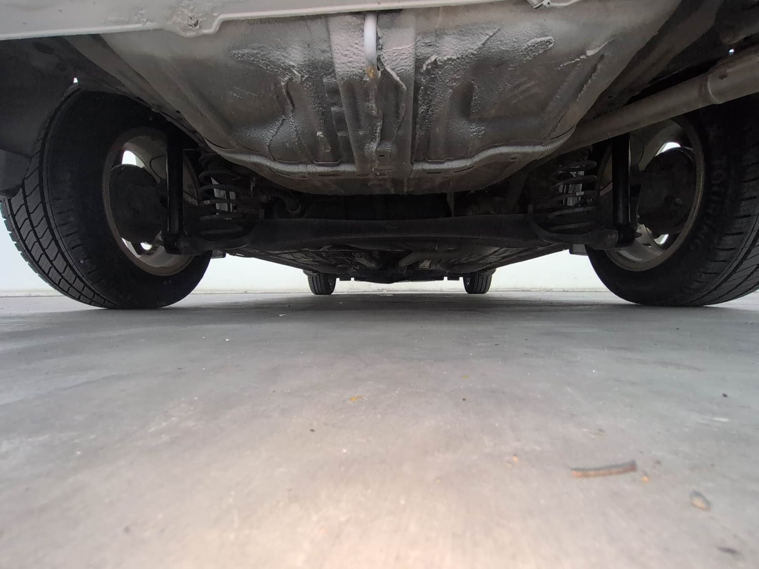 Used 2019 Honda Amaze 1.5 V CVT Diesel Diesel Automatic extra REAR UNDERBODY VIEW (TAKEN FROM REAR)