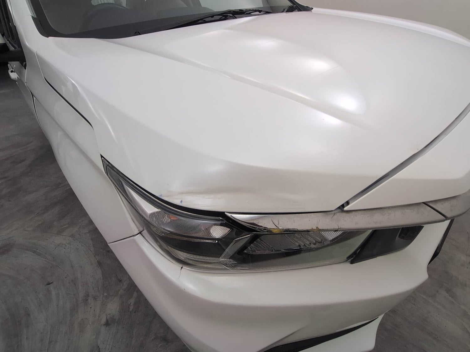 Used 2019 Honda Amaze 1.5 V CVT Diesel Diesel Automatic dents MINOR DENT