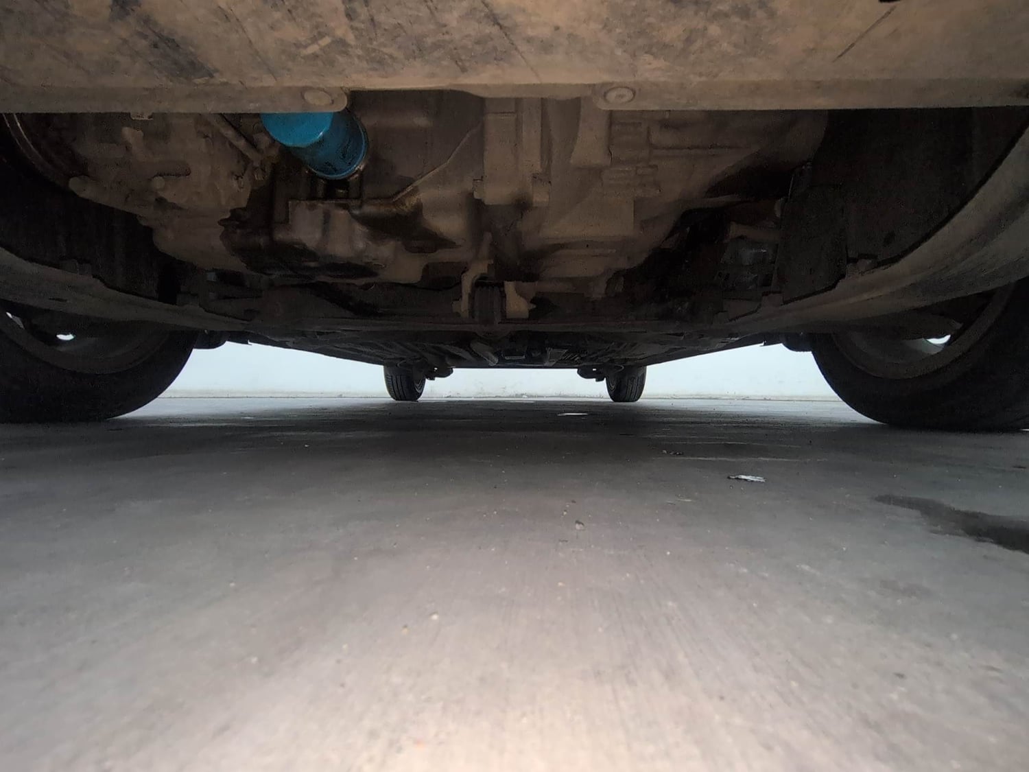 Used 2023 Honda Amaze VX MT 1.2 Petrol Petrol Manual extra FRONT LEFT UNDERBODY VIEW