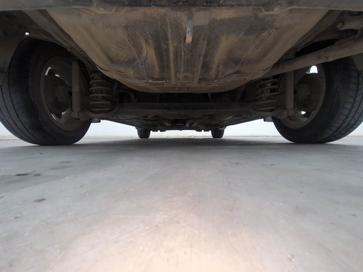 Used 2023 Honda Amaze VX MT 1.2 Petrol Petrol Manual extra REAR UNDERBODY VIEW (TAKEN FROM REAR)