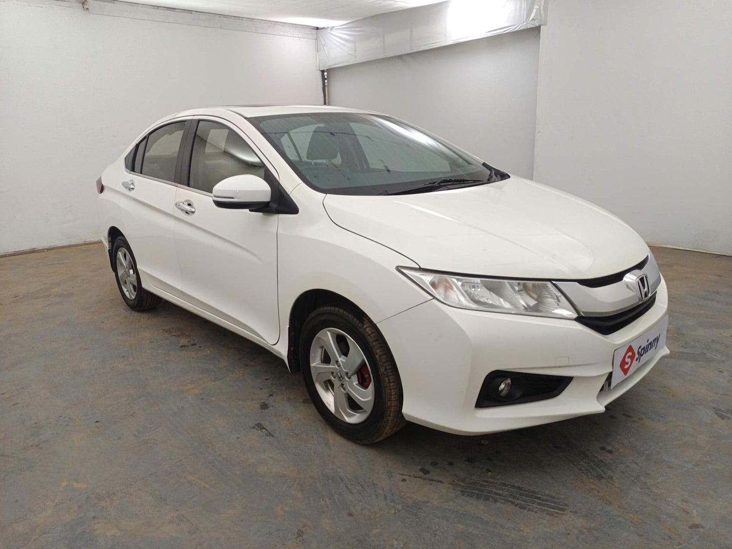 Used 2017 Honda City VX Petrol Manual exterior RIGHT FRONT CORNER VIEW