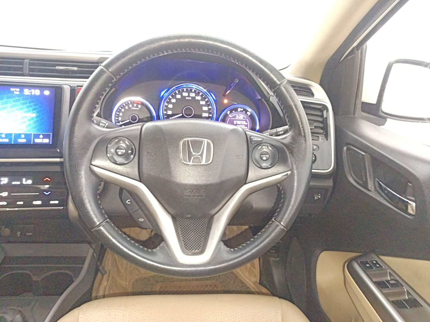 Used 2017 Honda City VX Petrol Manual interior STEERING VIEW
