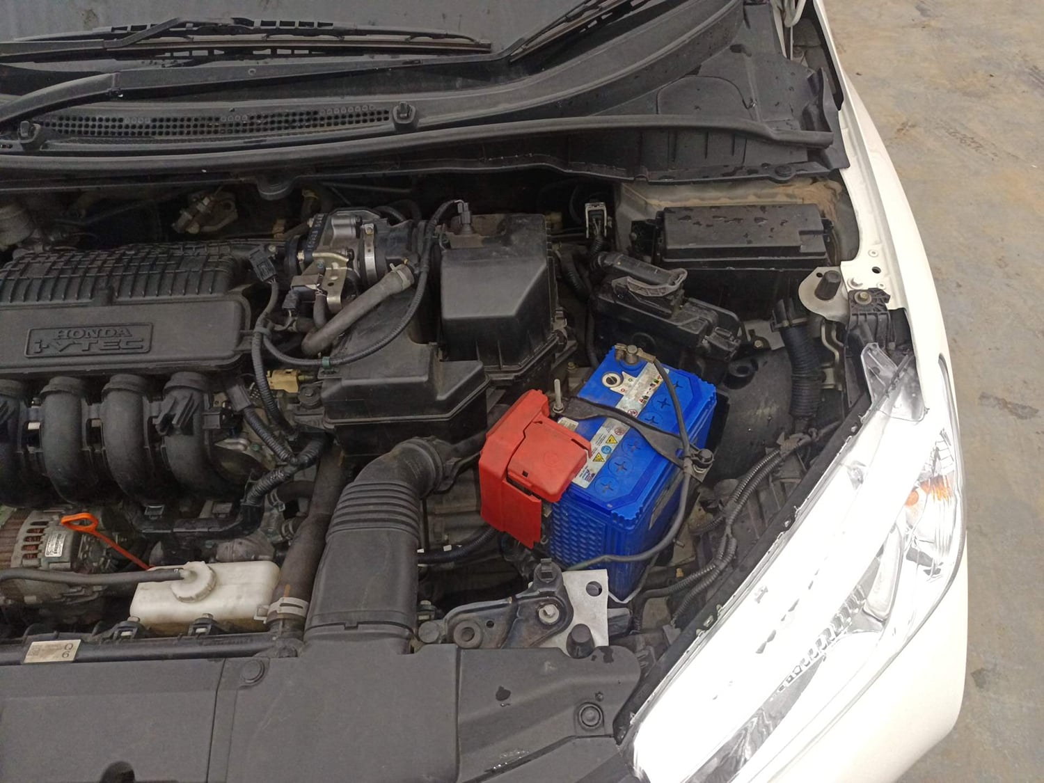 Used 2017 Honda City VX Petrol Manual engine ENGINE LEFT SIDE VIEW