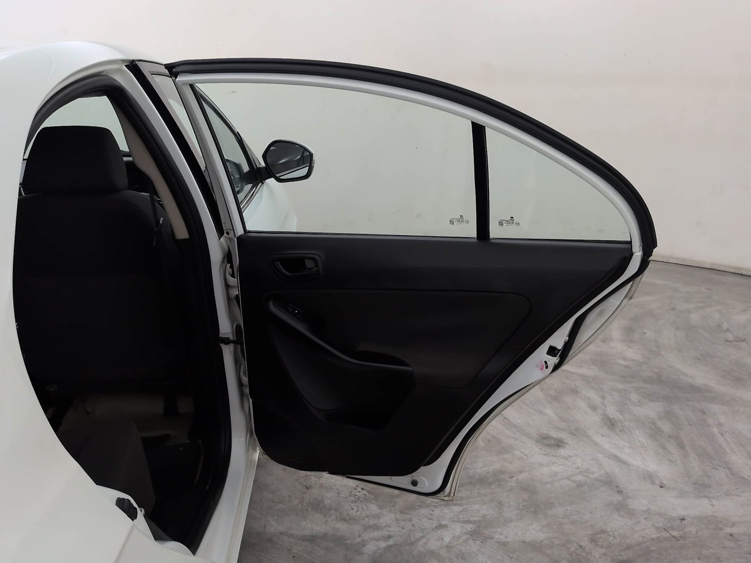Used 2017 Tata Zest XMA Diesel Diesel Automatic interior RIGHT REAR DOOR OPEN VIEW
