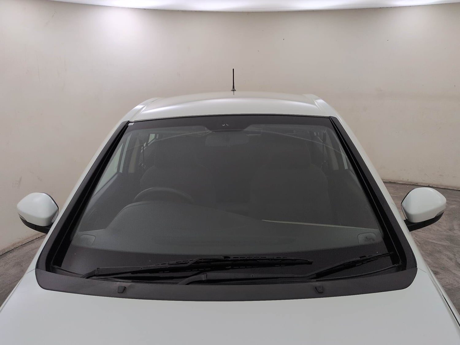 Used 2017 Tata Zest XMA Diesel Diesel Automatic exterior FRONT WINDSHIELD VIEW