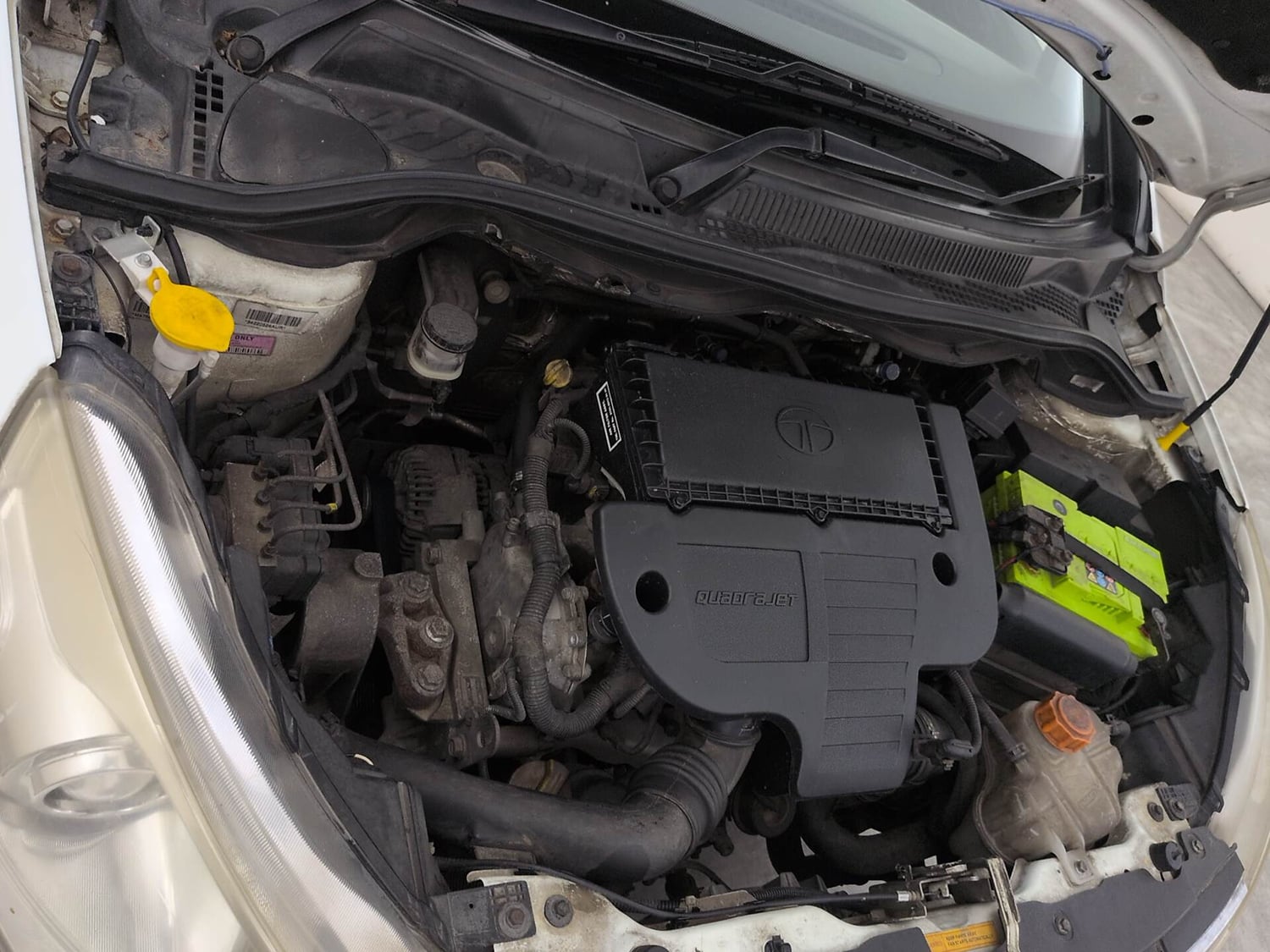 Used 2017 Tata Zest XMA Diesel Diesel Automatic engine ENGINE RIGHT SIDE VIEW