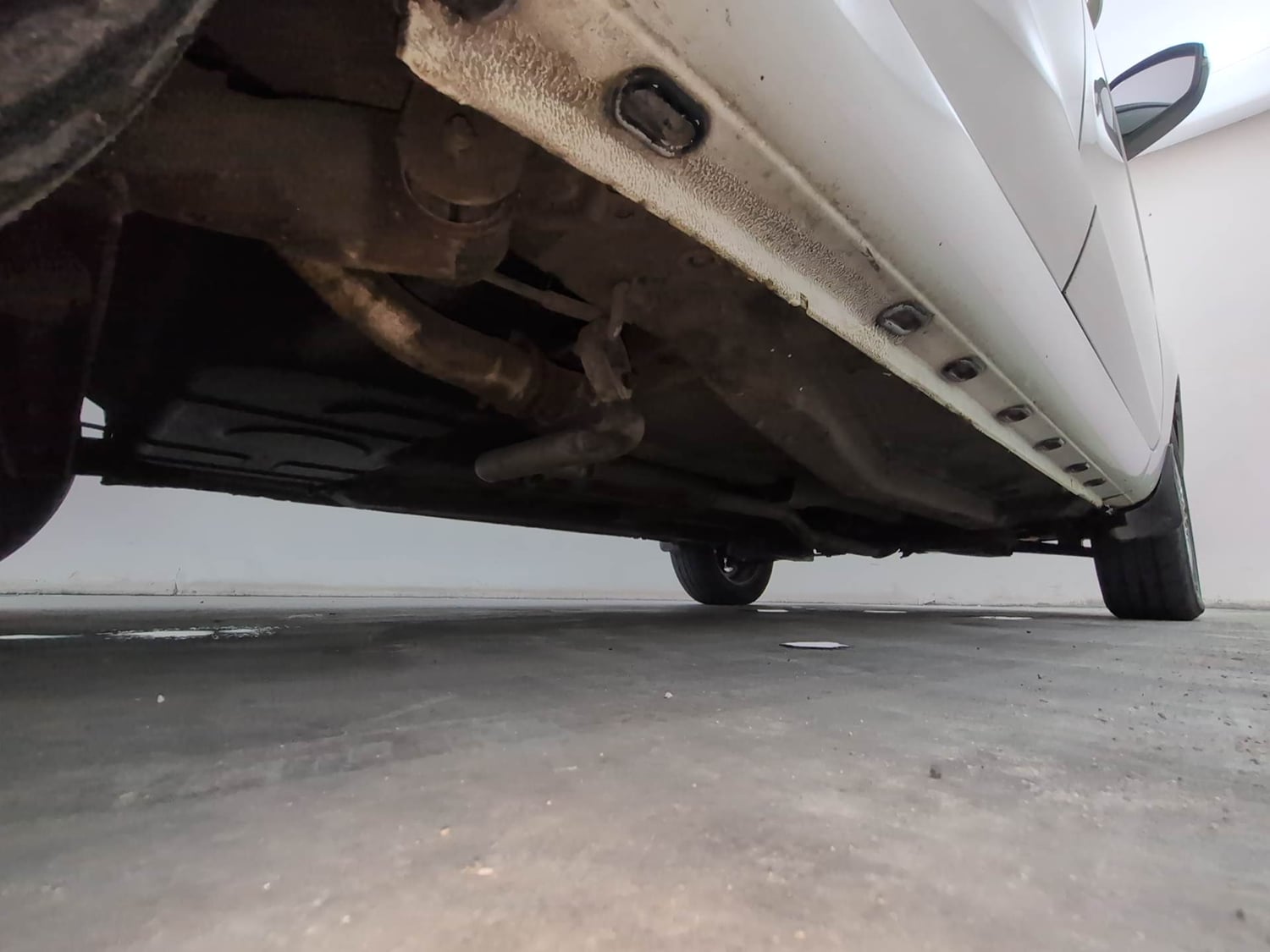 Used 2017 Tata Zest XMA Diesel Diesel Automatic extra REAR RIGHT UNDERBODY VIEW