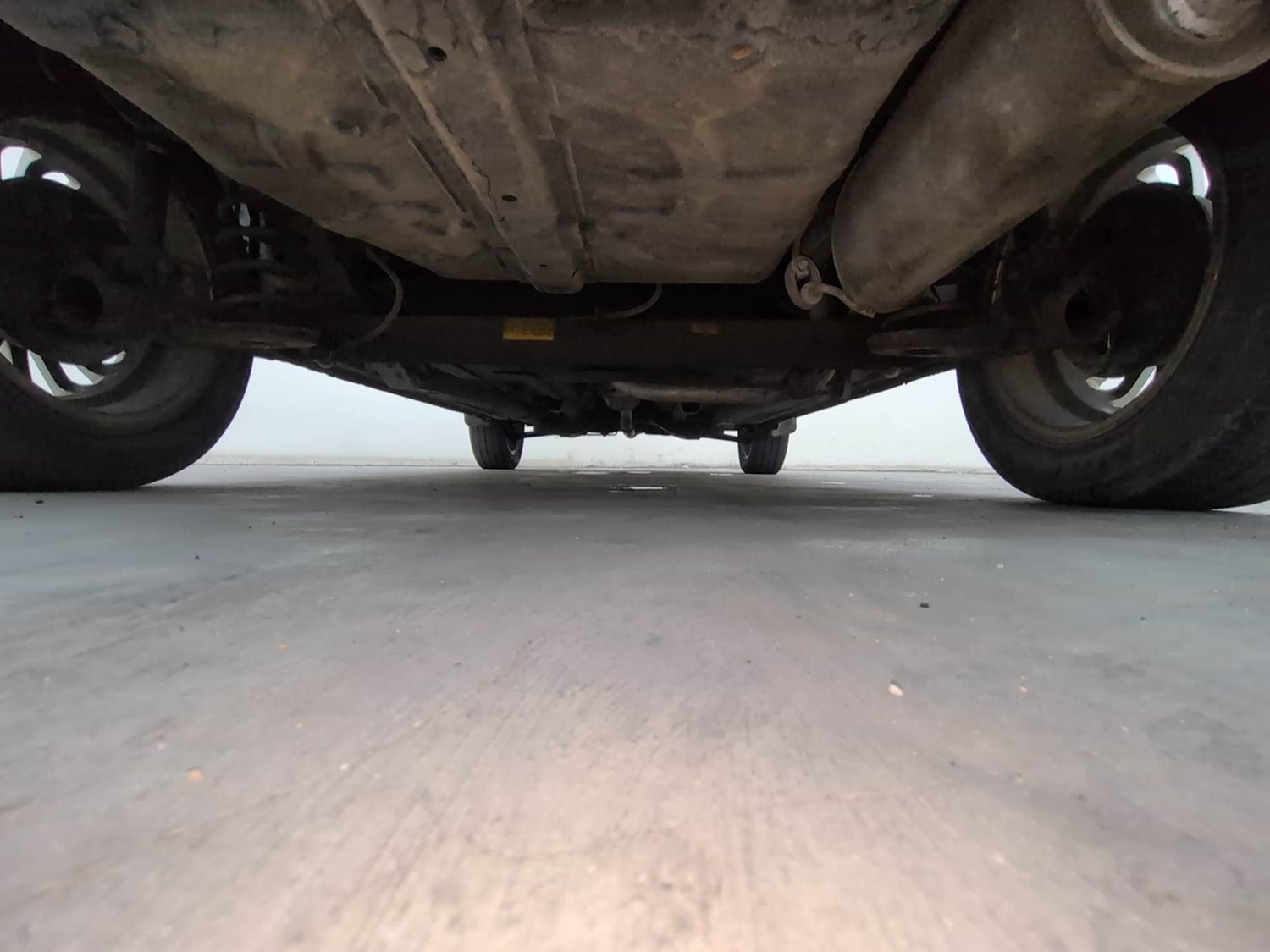 Used 2017 Tata Zest XMA Diesel Diesel Automatic extra REAR UNDERBODY VIEW (TAKEN FROM REAR)
