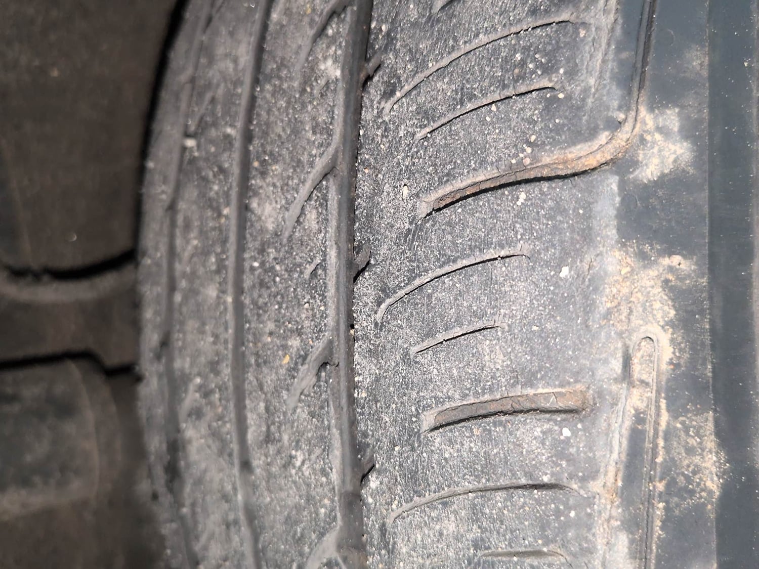 Used 2017 Tata Zest XMA Diesel Diesel Automatic tyres RIGHT REAR TYRE TREAD VIEW