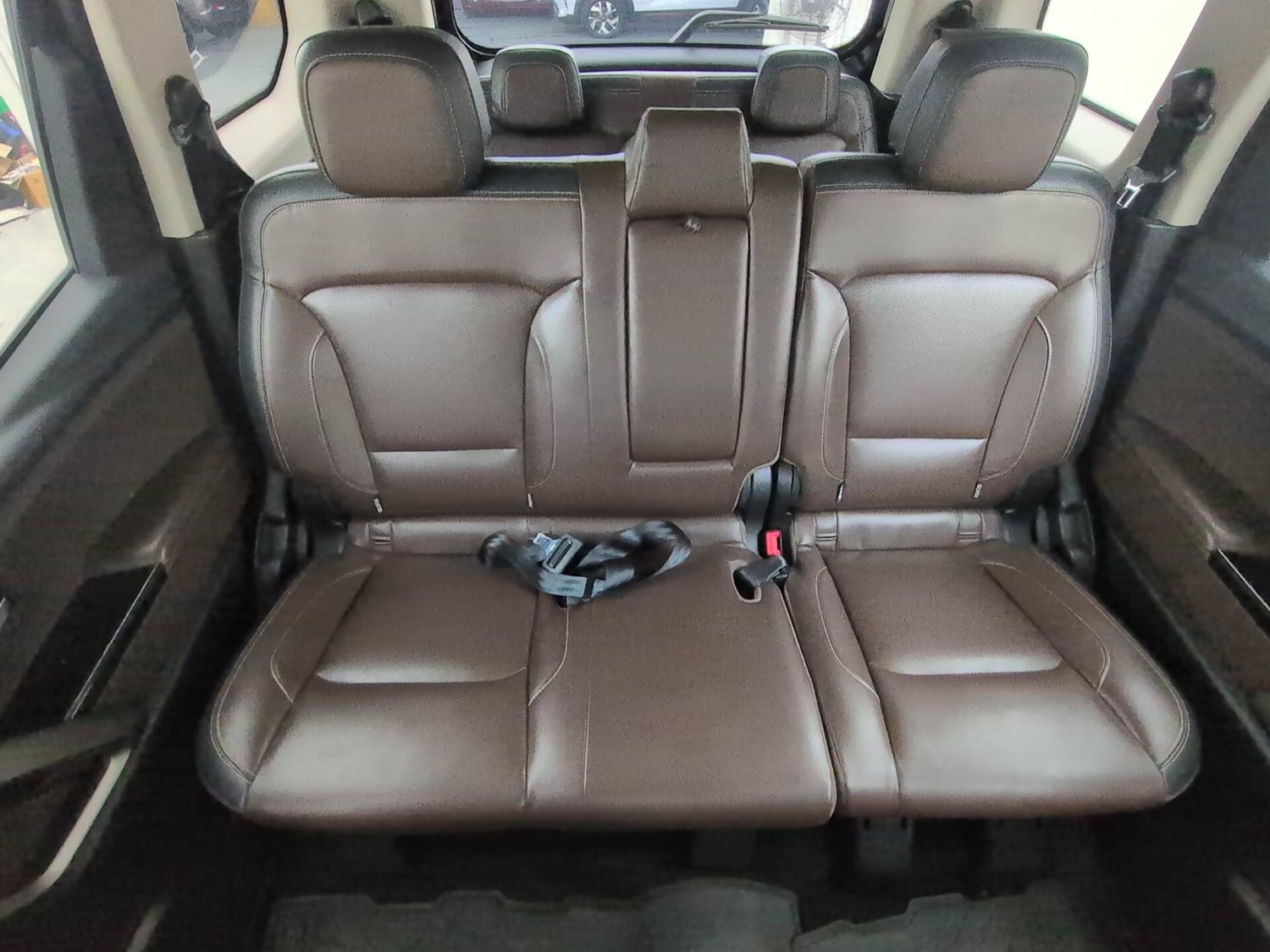 Used 2023 Mahindra Scorpio N Z8 L Petrol AT 7 STR Petrol Automatic interior REAR SEAT CONDITION VIEW