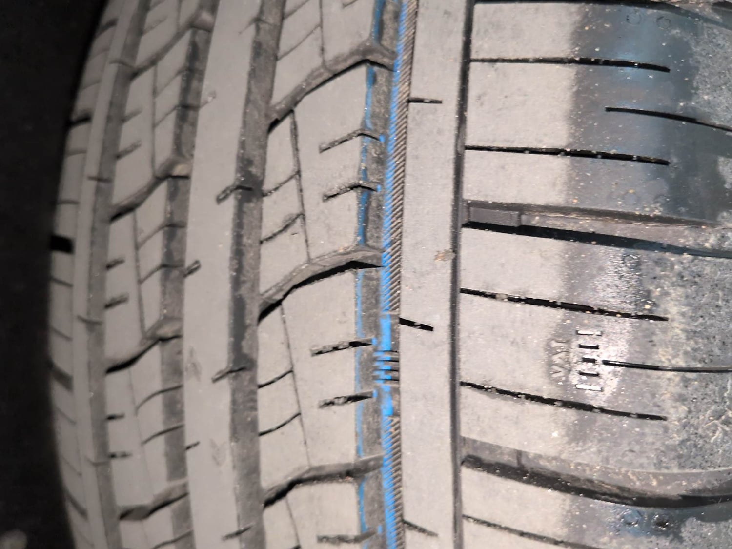 Used 2023 Mahindra Scorpio N Z8 L Petrol AT 7 STR Petrol Automatic tyres LEFT REAR TYRE TREAD VIEW
