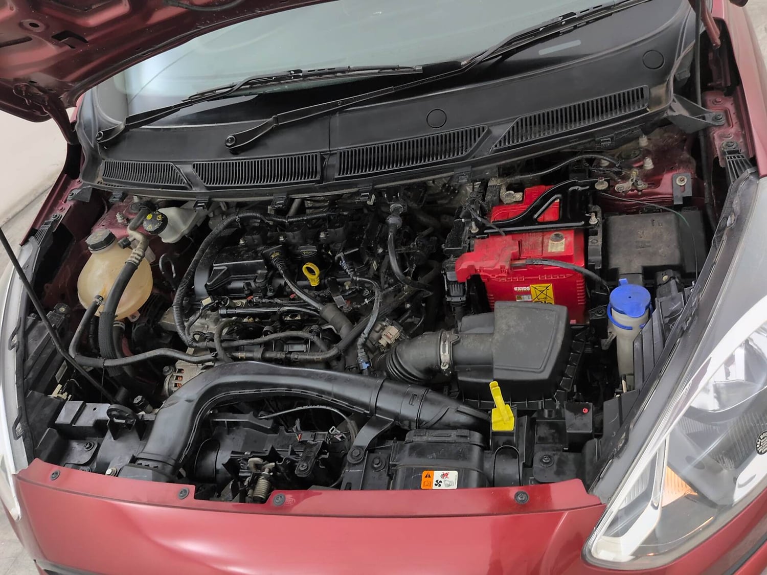 Used 2020 Ford Freestyle Titanium 1.2 Ti-VCT Petrol Manual engine ENGINE LEFT SIDE VIEW
