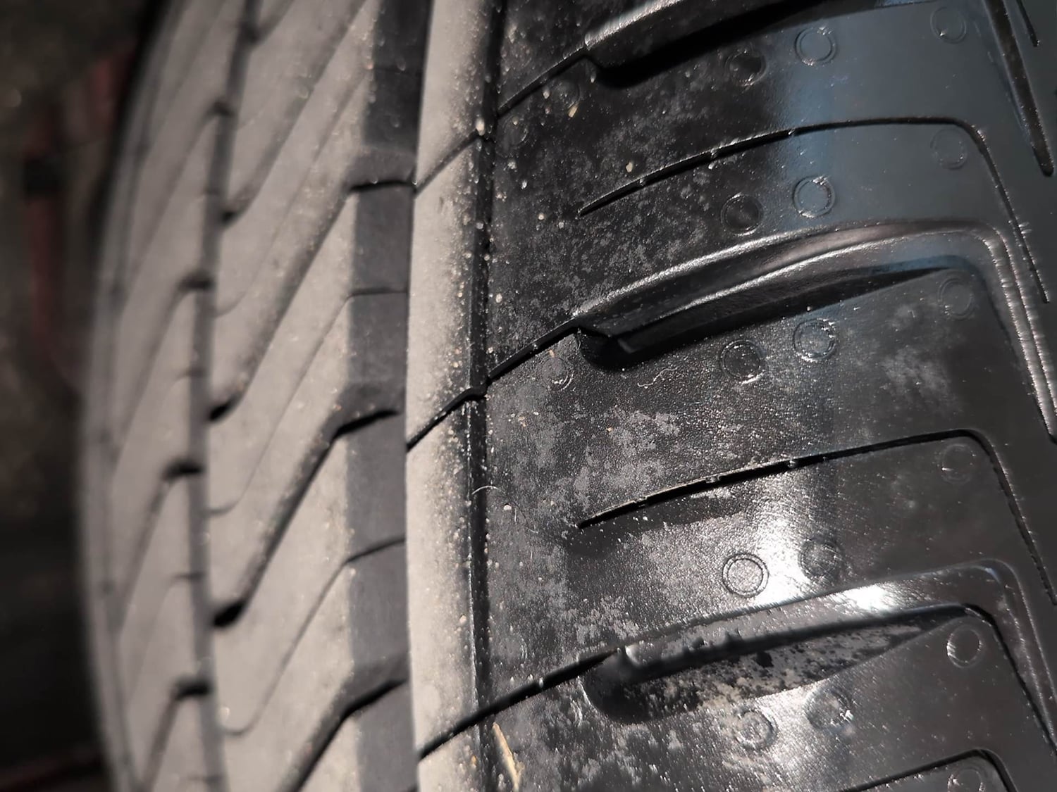 Used 2020 Ford Freestyle Titanium 1.2 Ti-VCT Petrol Manual tyres RIGHT REAR TYRE TREAD VIEW