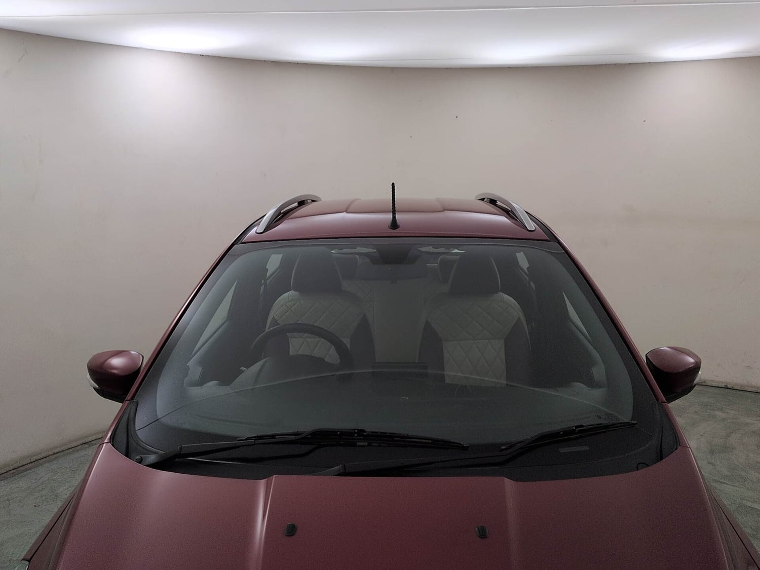 Used 2020 Ford Freestyle Titanium 1.2 Ti-VCT Petrol Manual exterior FRONT WINDSHIELD VIEW