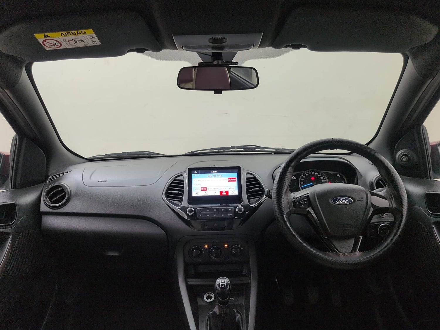 Used 2020 Ford Freestyle Titanium 1.2 Ti-VCT Petrol Manual interior DASHBOARD VIEW