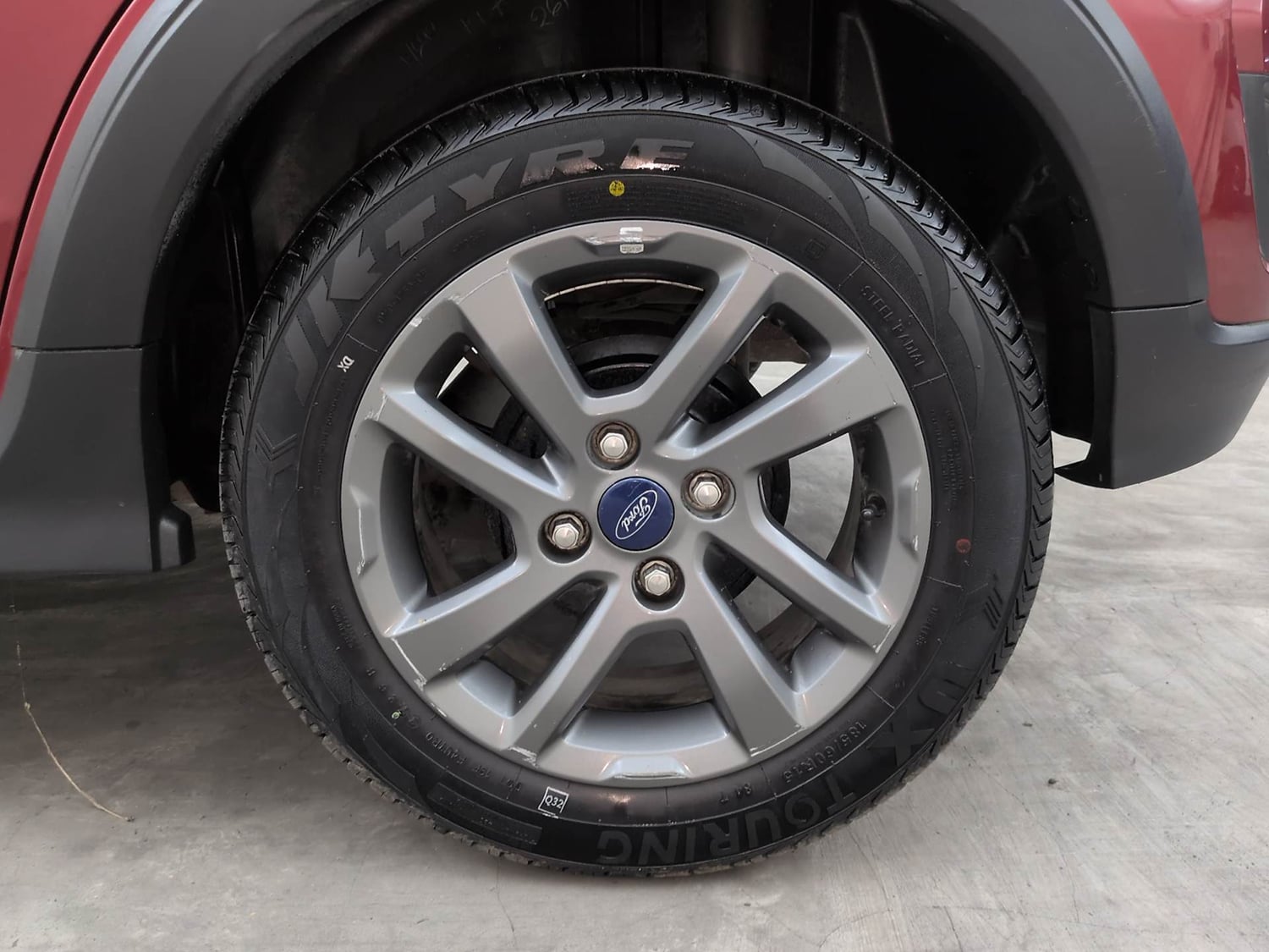 Used 2020 Ford Freestyle Titanium 1.2 Ti-VCT Petrol Manual tyres LEFT REAR TYRE RIM VIEW