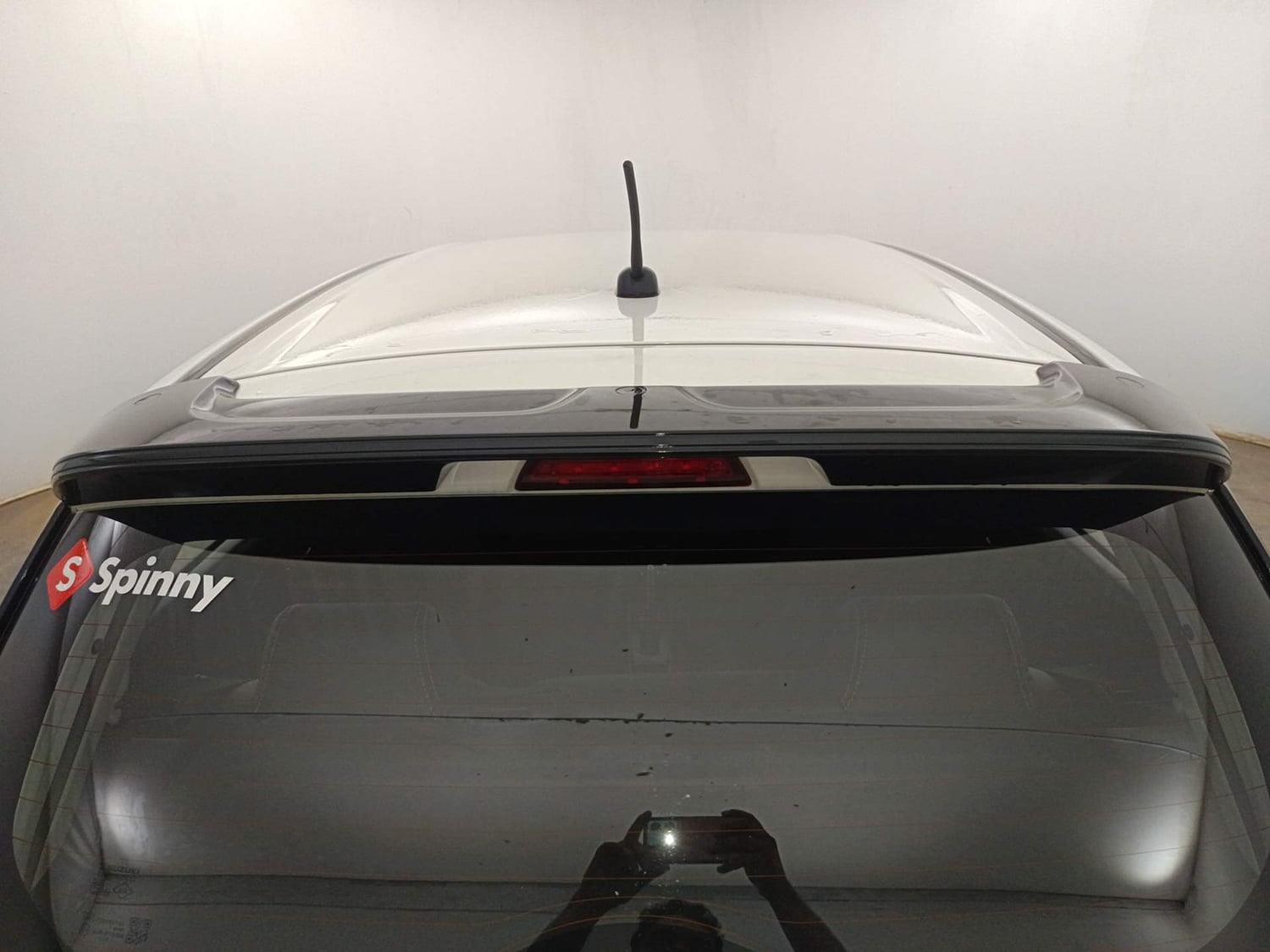 Used 2025 Maruti Suzuki Swift VXi (O) AMT Petrol Automatic exterior EXTERIOR ROOF VIEW