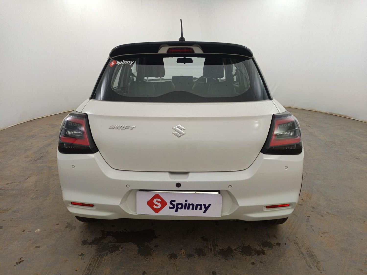 Used 2025 Maruti Suzuki Swift VXi (O) AMT Petrol Automatic exterior BACK VIEW