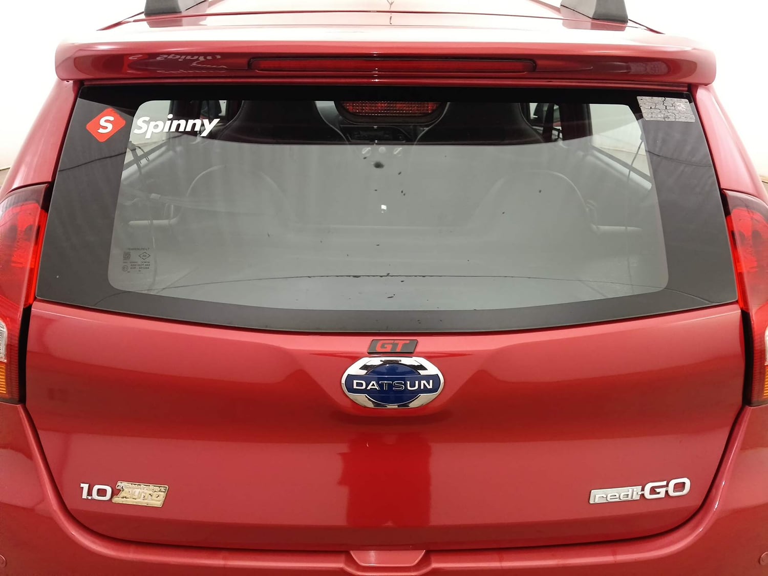 Used 2018 Datsun Redi-GO T(O) 1.0 AMT Petrol Automatic exterior BACK WINDSHIELD VIEW