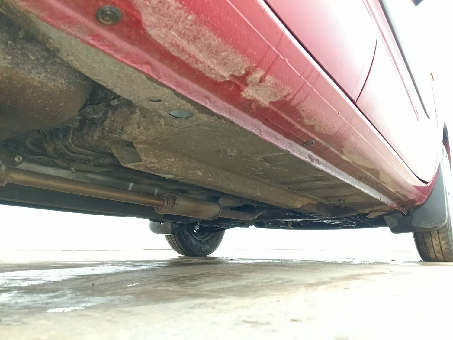 Used 2018 Datsun Redi-GO T(O) 1.0 AMT Petrol Automatic extra REAR RIGHT UNDERBODY VIEW