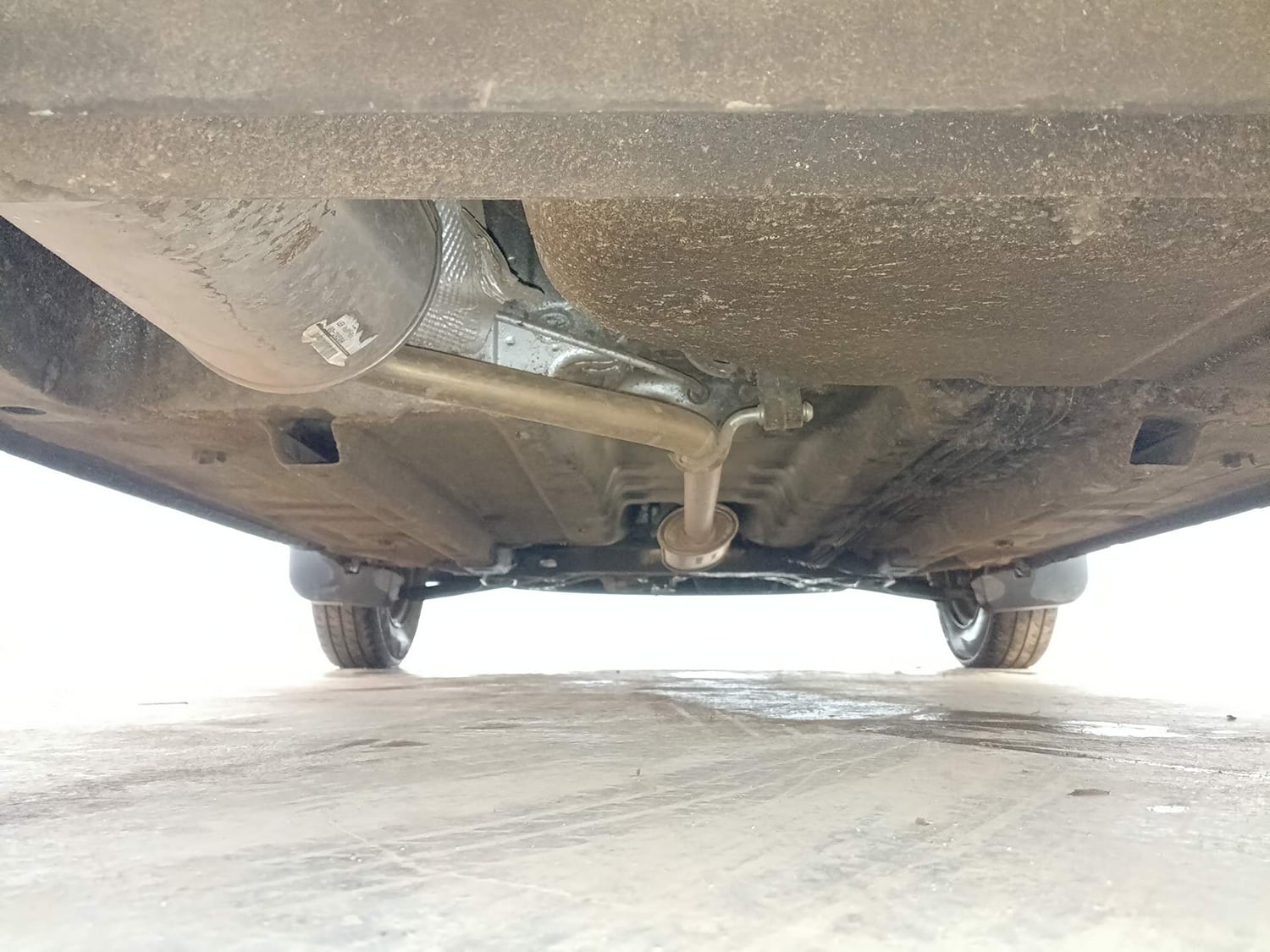 Used 2018 Datsun Redi-GO T(O) 1.0 AMT Petrol Automatic extra REAR UNDERBODY VIEW (TAKEN FROM REAR)