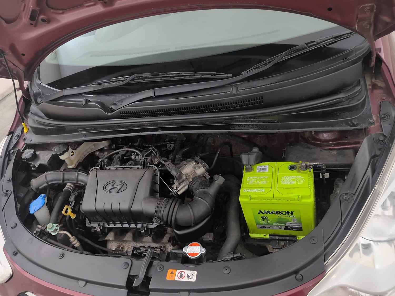 Used 2015 Hyundai i10 Sportz 1.1 iRDE2 Petrol Manual engine ENGINE LEFT SIDE VIEW
