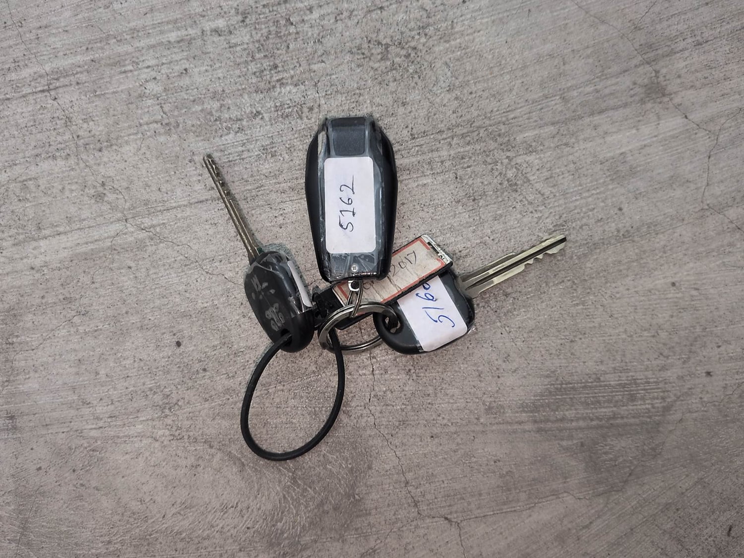 Used 2017 Hyundai Eon Era + AirBag Petrol Manual extra CAR KEY VIEW