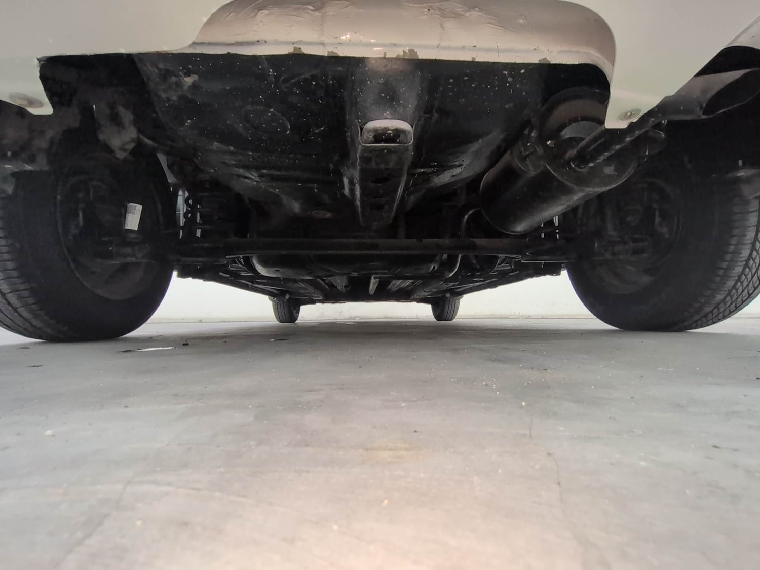 Used 2014 Maruti Suzuki Swift Dzire VDI Diesel Manual extra REAR UNDERBODY VIEW (TAKEN FROM REAR)