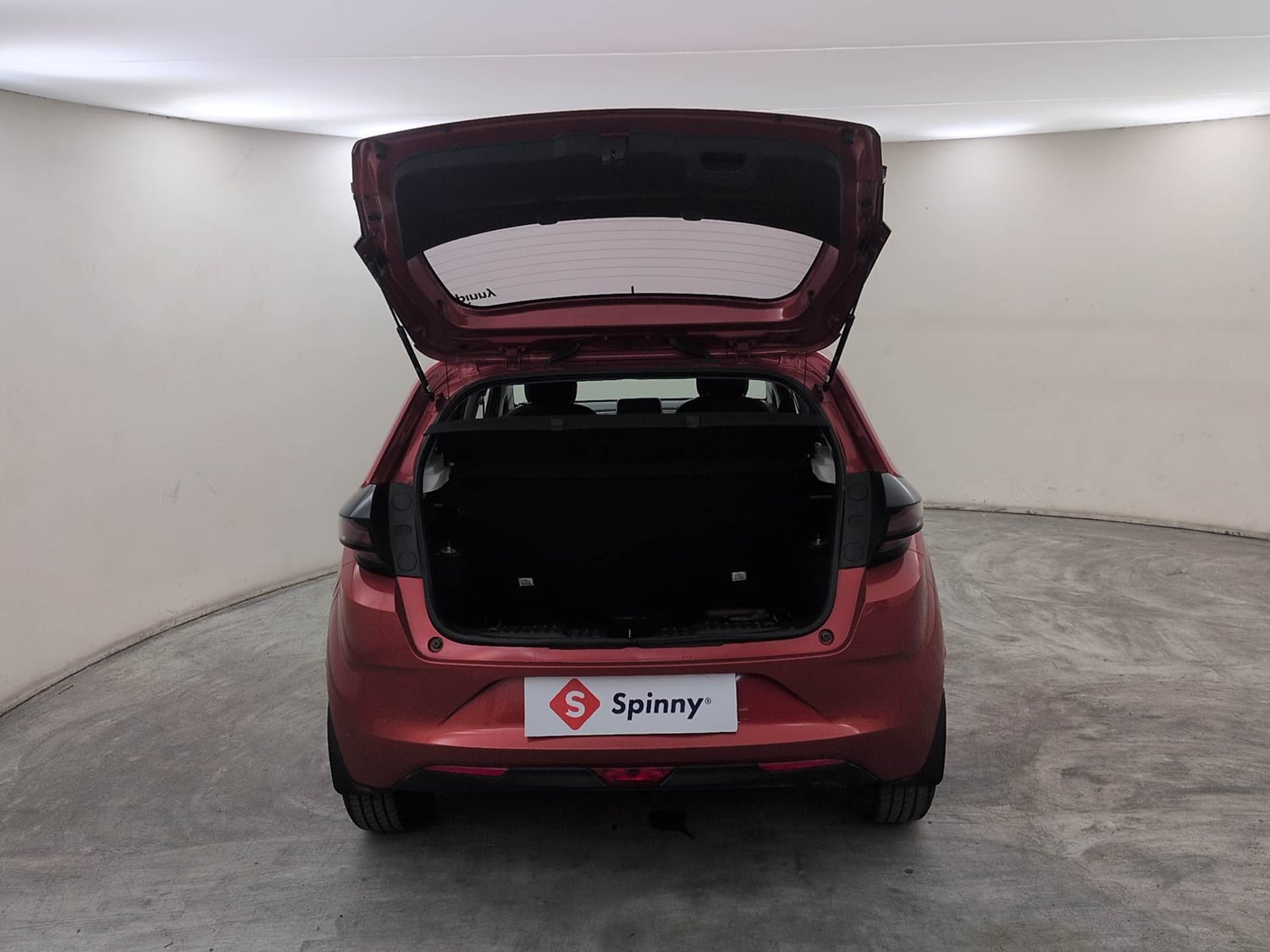 Used 2020 Tata Altroz XZ Petrol Petrol Manual interior DICKY DOOR OPEN VIEW