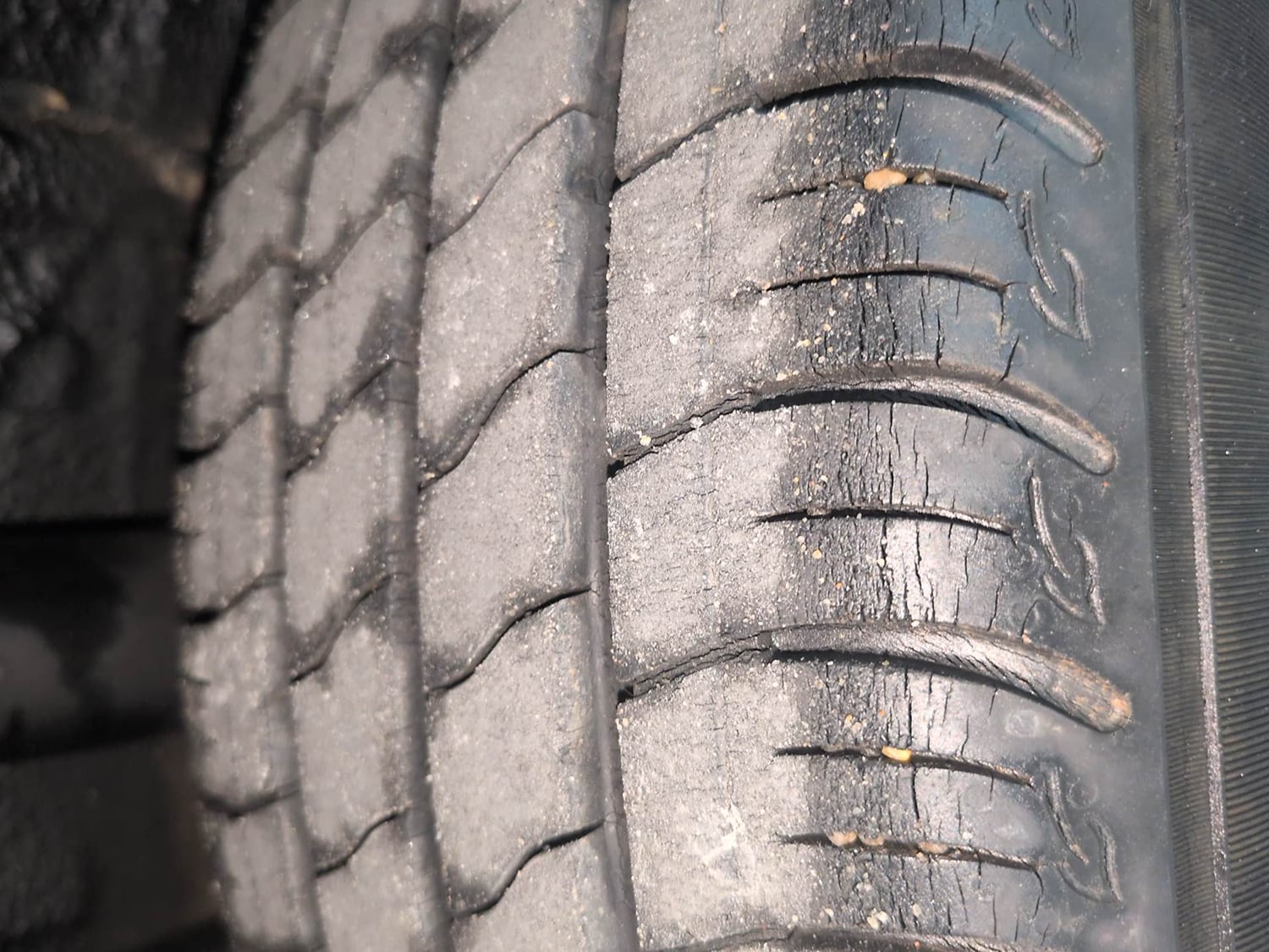 Used 2020 Tata Altroz XZ Petrol Petrol Manual tyres RIGHT REAR TYRE TREAD VIEW