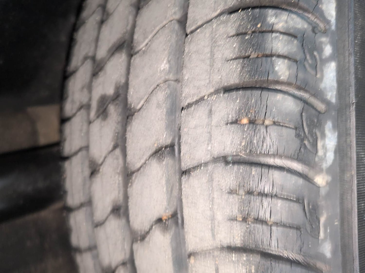 Used 2020 Tata Altroz XZ Petrol Petrol Manual tyres LEFT REAR TYRE TREAD VIEW