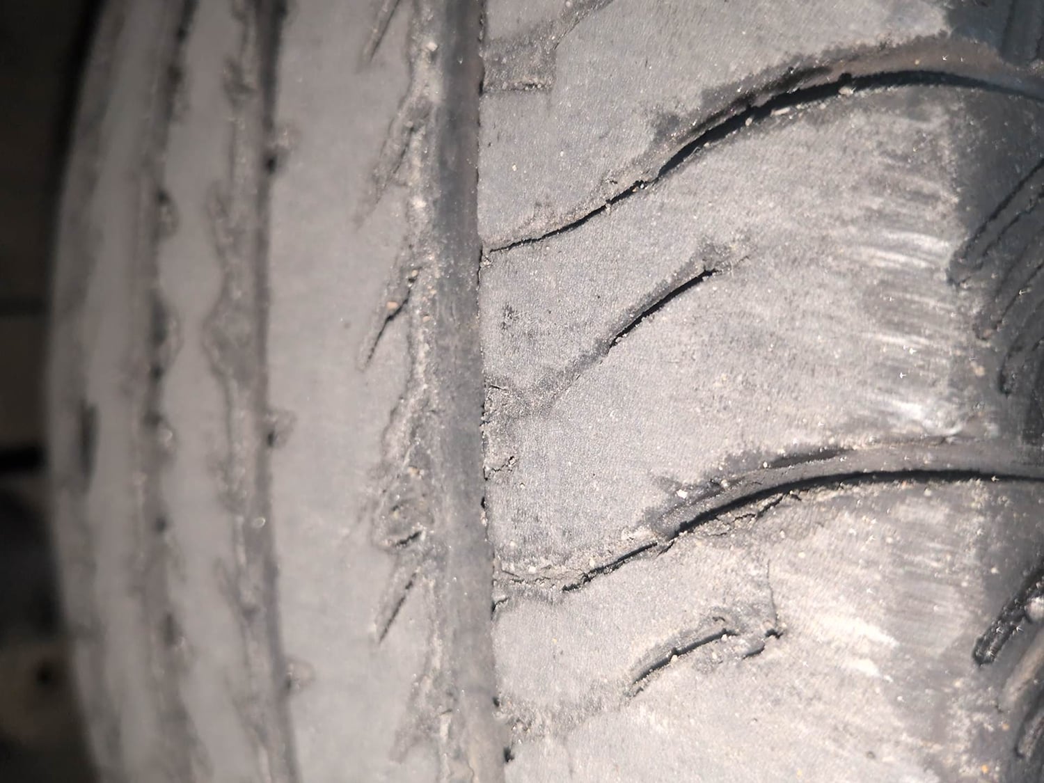 Used 2020 Hyundai Creta SX (O) 1.4 Turbo 7 DCT Petrol Automatic tyres RIGHT FRONT TYRE TREAD VIEW