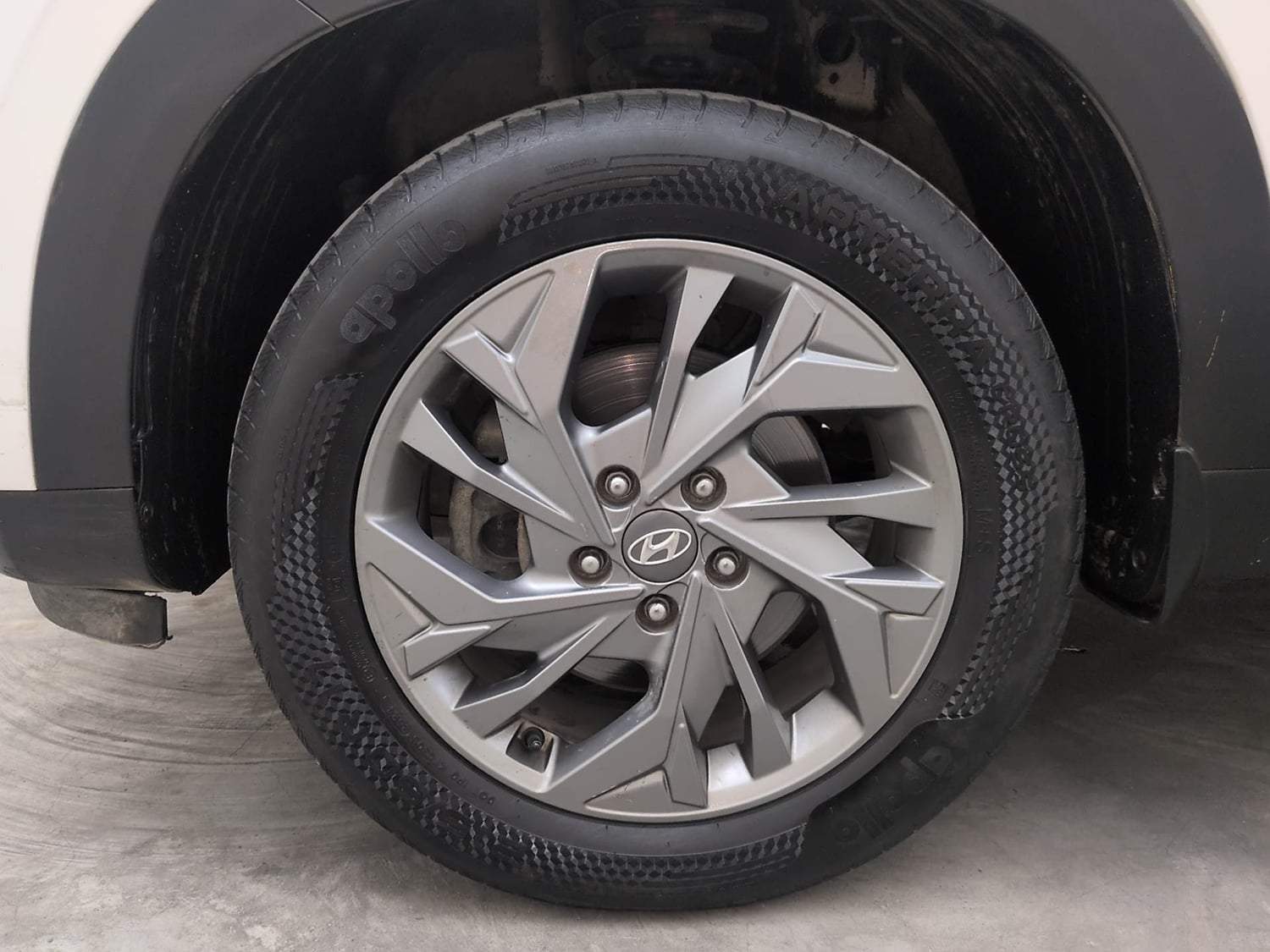 Used 2020 Hyundai Creta SX (O) 1.4 Turbo 7 DCT Petrol Automatic tyres LEFT FRONT TYRE RIM VIEW