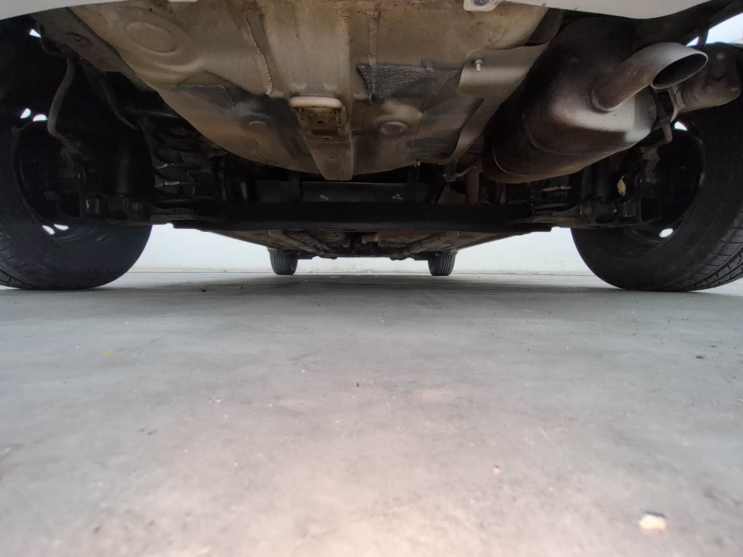 Used 2018 Hyundai Grand i10 Magna 1.2 Kappa VTVT Petrol Manual extra REAR UNDERBODY VIEW (TAKEN FROM REAR)