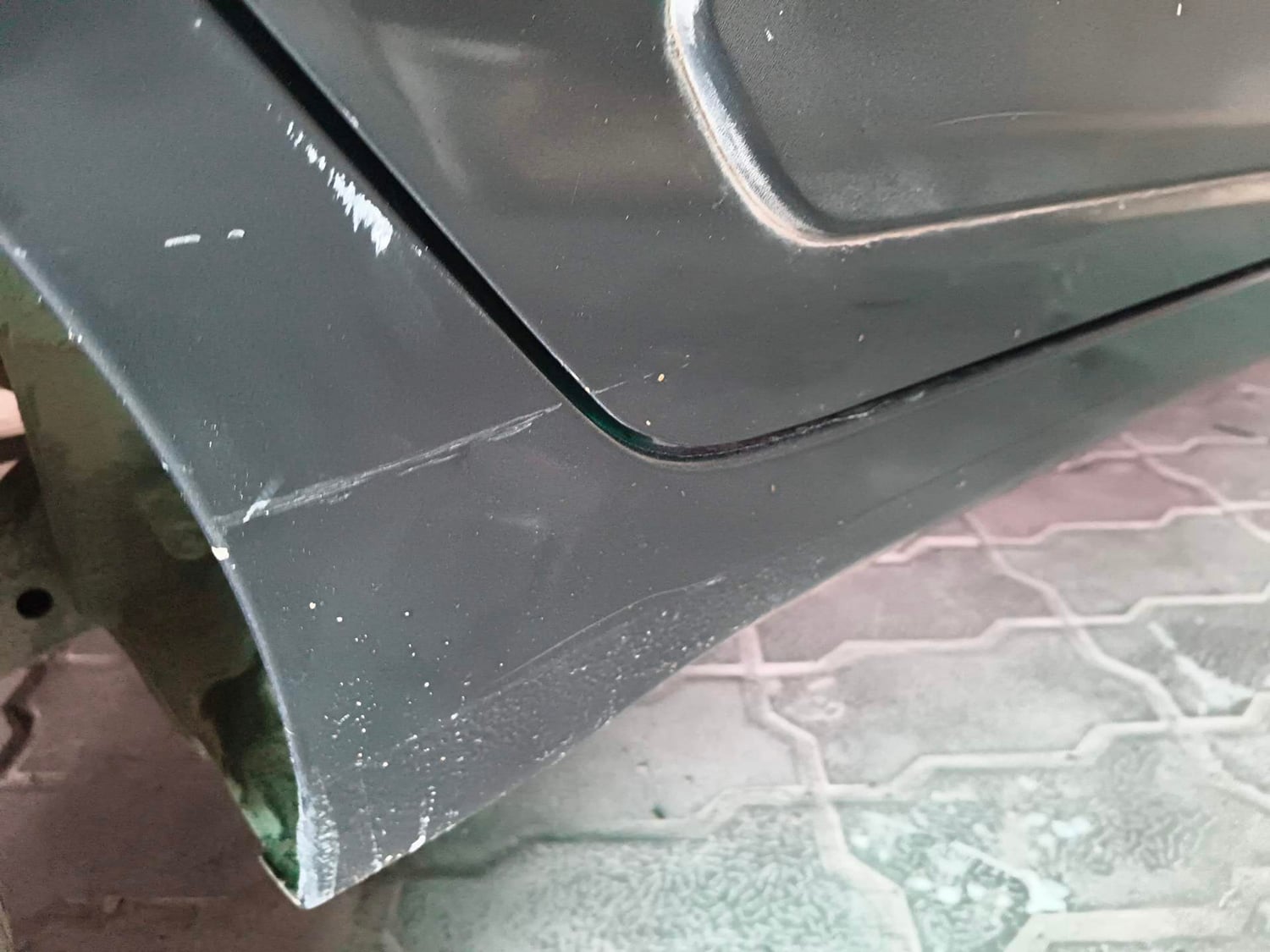 Used 2019 Hyundai Grand i10 Sportz AT 1.2 Kappa VTVT Petrol Automatic dents MINOR SCRATCH