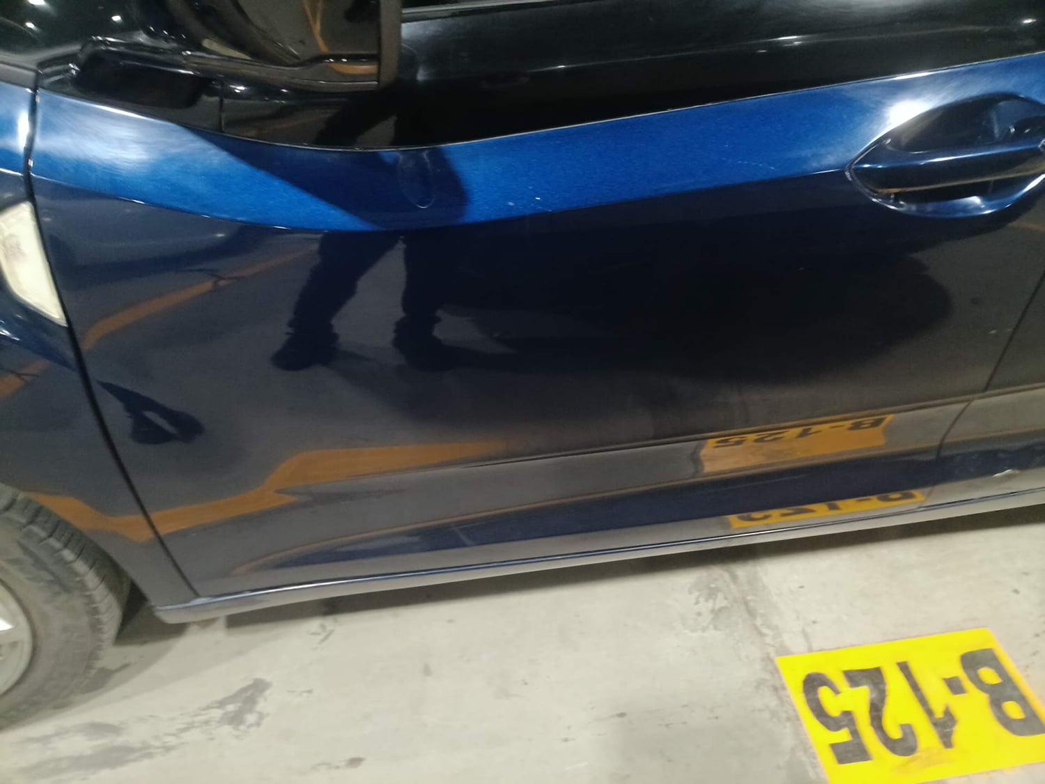 Used 2024 Tata Altroz XTA Petrol Petrol Automatic dents MINOR SCRATCH