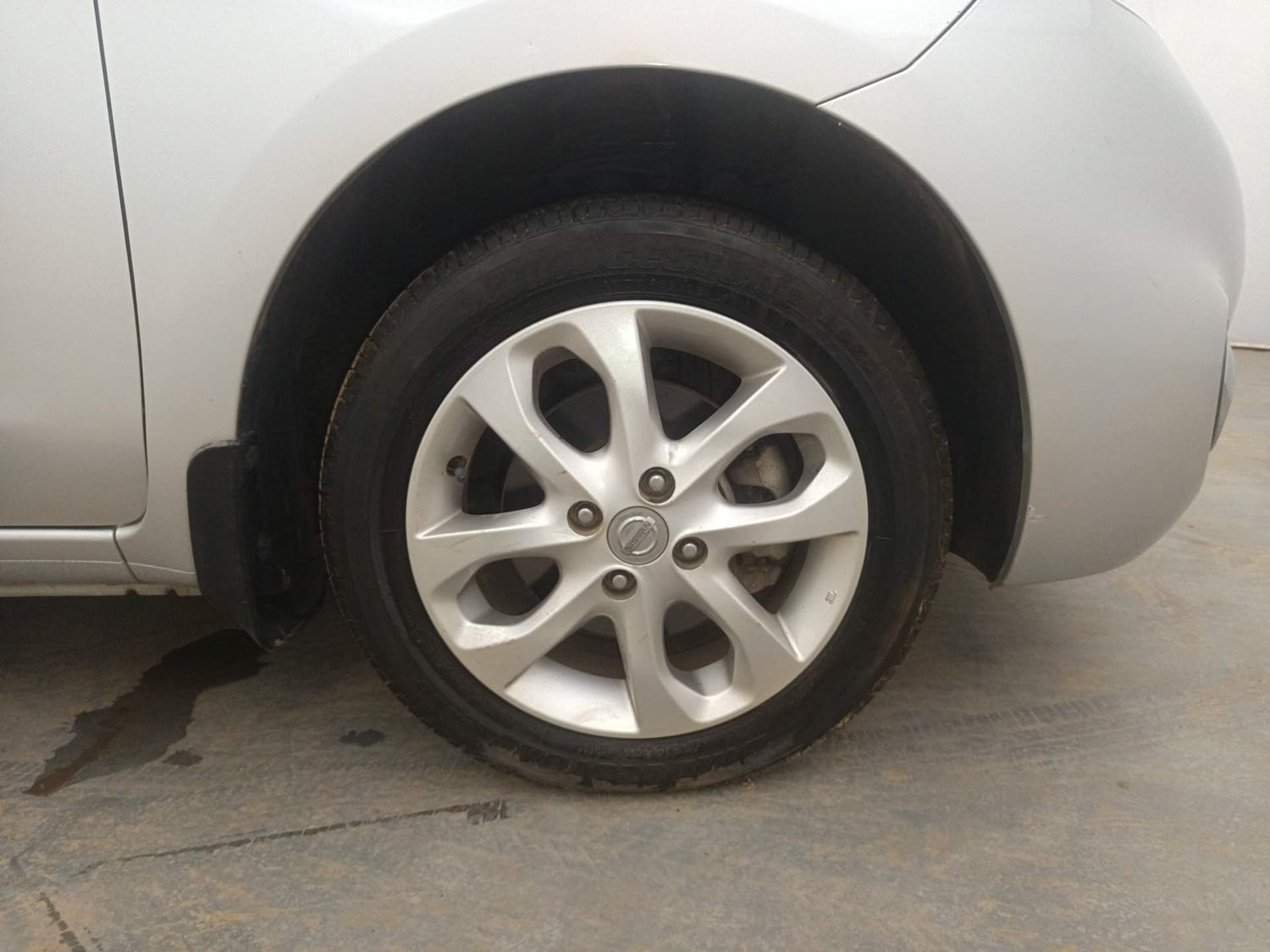 Used 2020 Nissan Micra XV CVT Petrol Automatic tyres RIGHT FRONT TYRE RIM VIEW