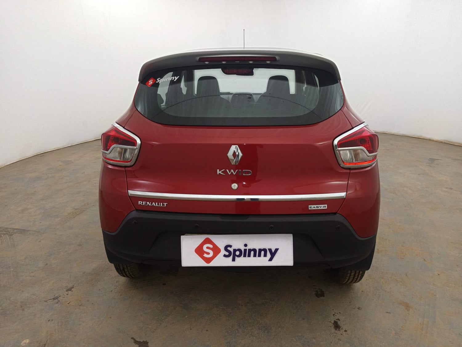 Used 2017 Renault Kwid 1.0 RXT AMT Opt Petrol Automatic exterior BACK VIEW