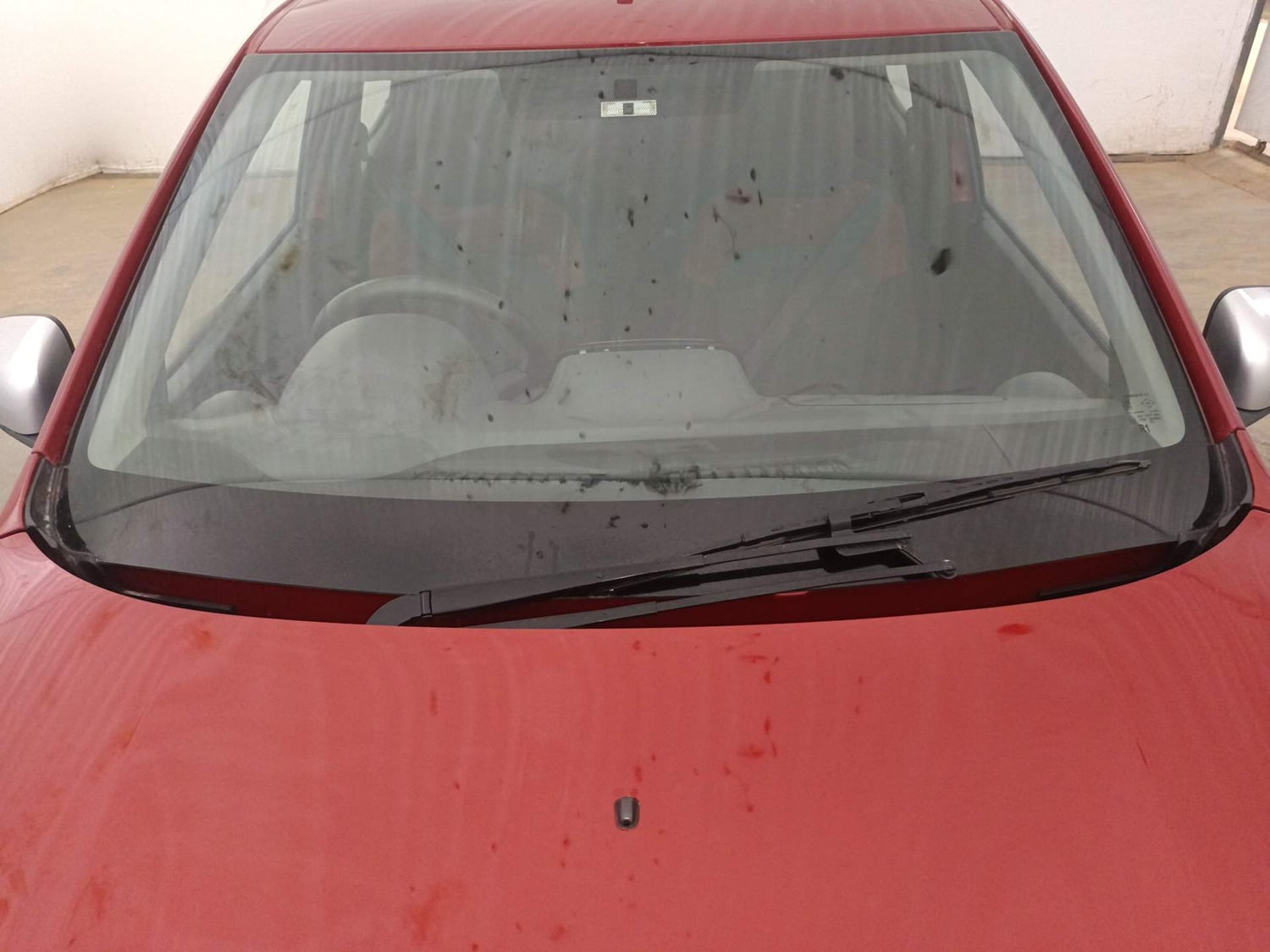 Used 2017 Renault Kwid 1.0 RXT AMT Opt Petrol Automatic exterior FRONT WINDSHIELD VIEW