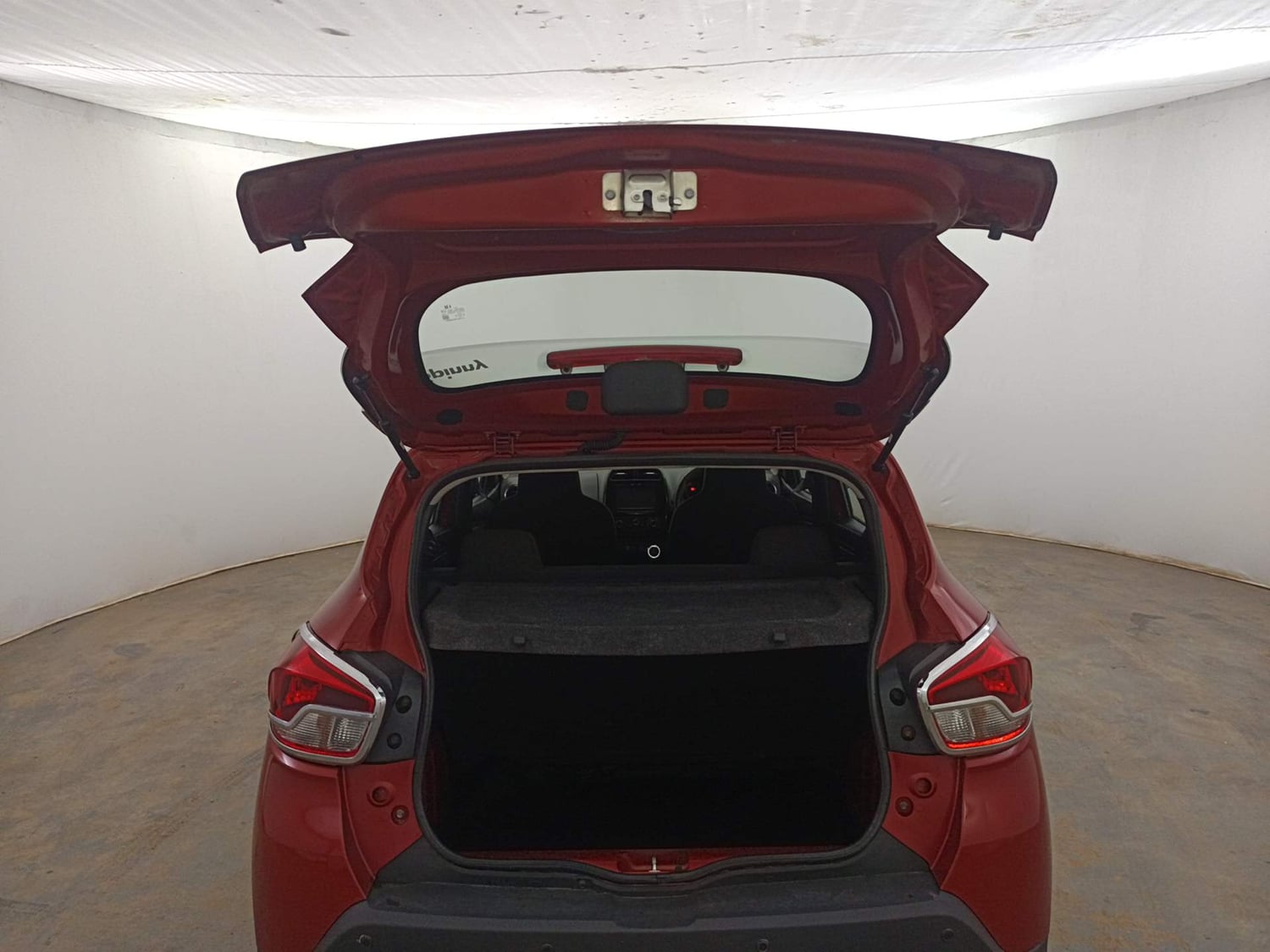 Used 2017 Renault Kwid 1.0 RXT AMT Opt Petrol Automatic interior DICKY DOOR OPEN VIEW