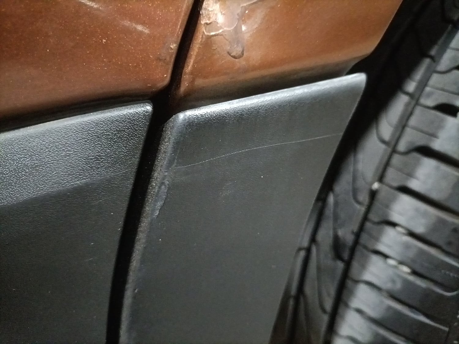 Used 2020 Ford EcoSport Titanium 1.5L Ti-VCT Petrol Manual dents MINOR SCRATCH