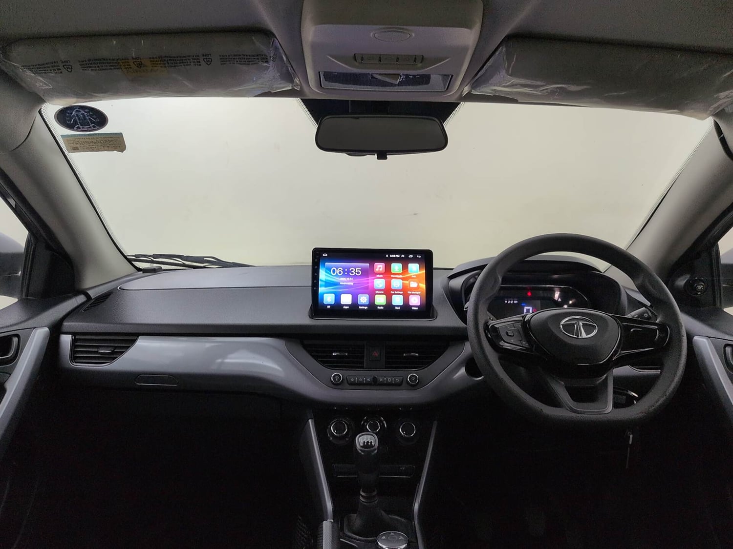 Used 2021 Tata Nexon XM (S) Diesel Diesel Manual interior DASHBOARD VIEW