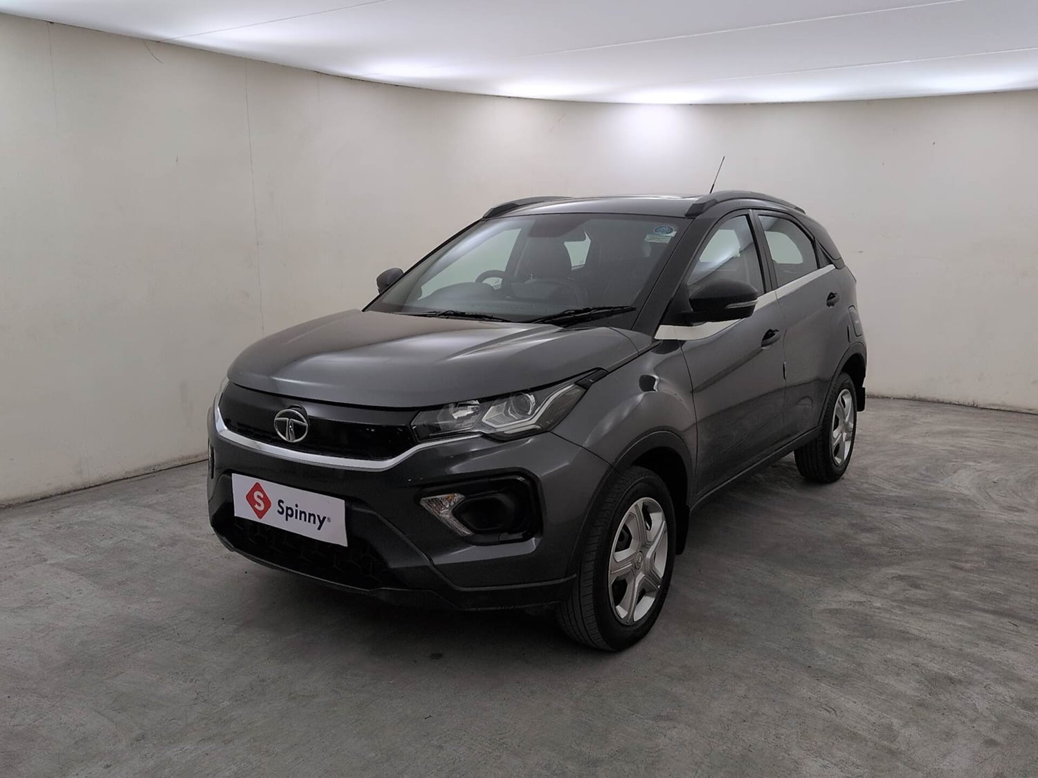 Used 2021 Tata Nexon XM (S) Diesel Diesel Manual exterior LEFT FRONT CORNER VIEW