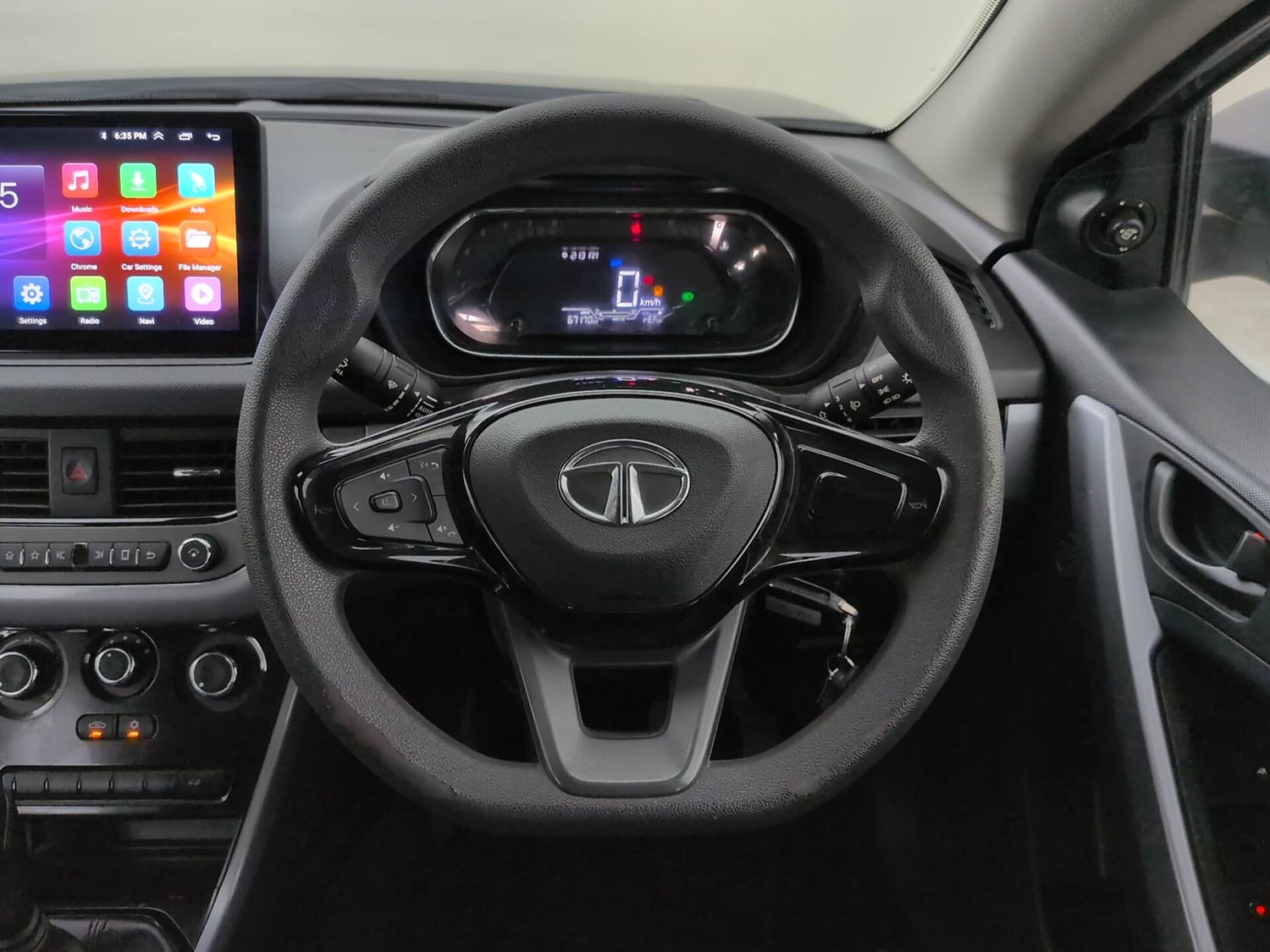 Used 2021 Tata Nexon XM (S) Diesel Diesel Manual interior STEERING VIEW
