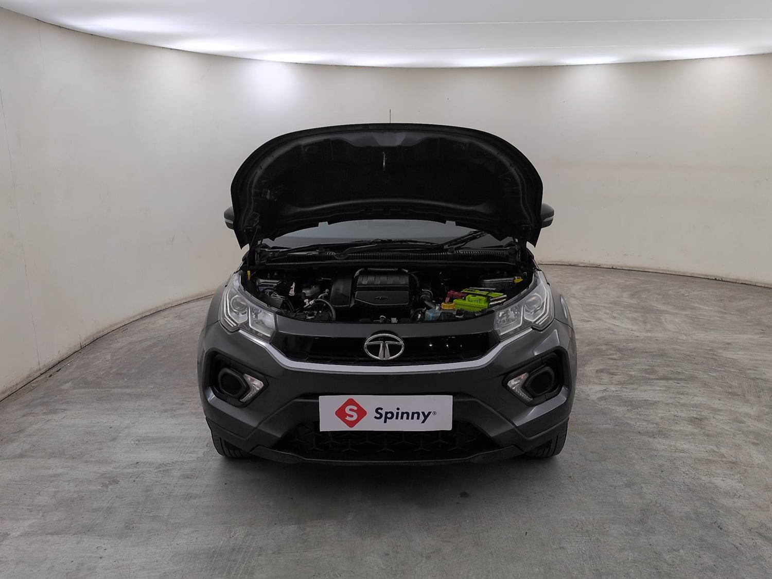 Used 2021 Tata Nexon XM (S) Diesel Diesel Manual engine ENGINE & BONNET OPEN FRONT VIEW
