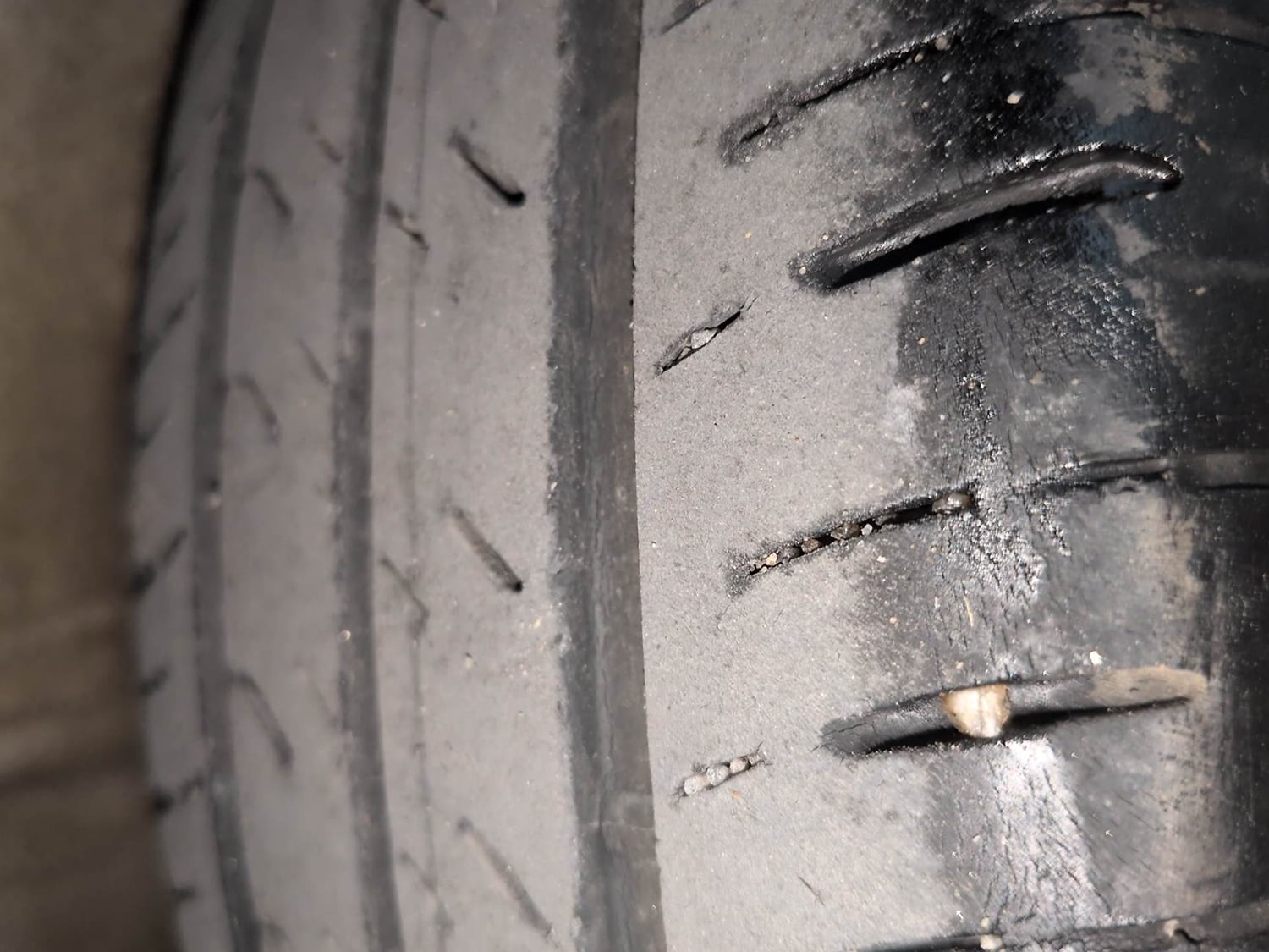 Used 2024 Maruti Suzuki Ignis Zeta 1.2 MT Petrol Manual tyres RIGHT REAR TYRE TREAD VIEW